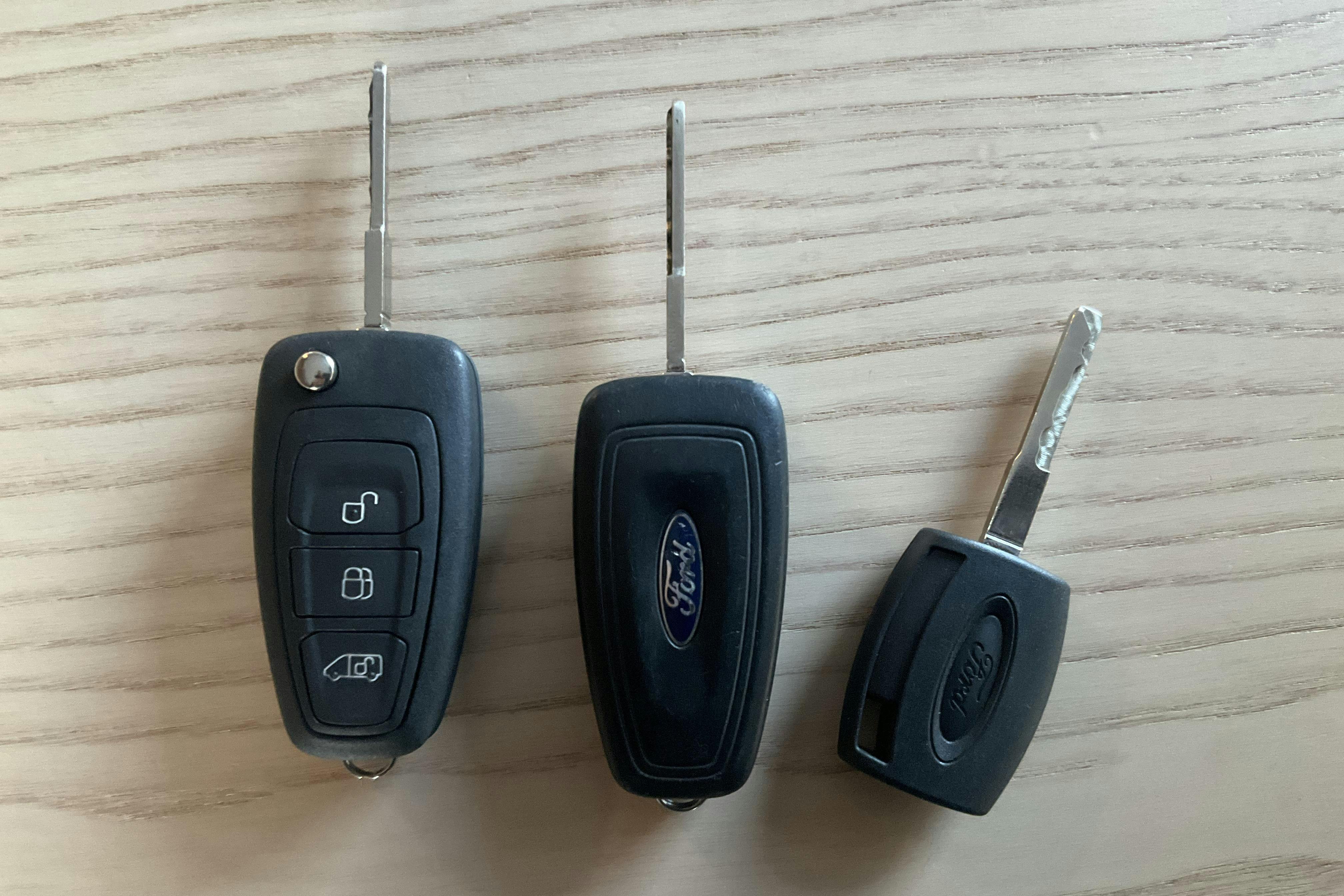 Presentation photo 13 of 13: Ford Transit Custom 290 (130hk) - 109 970 km - Manual - white - 2017