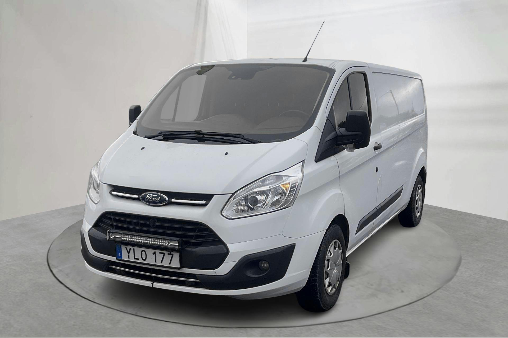 Presentation photo 1 of 13: Ford Transit Custom 290 (130hk) - 109 970 km - Manual - white - 2017