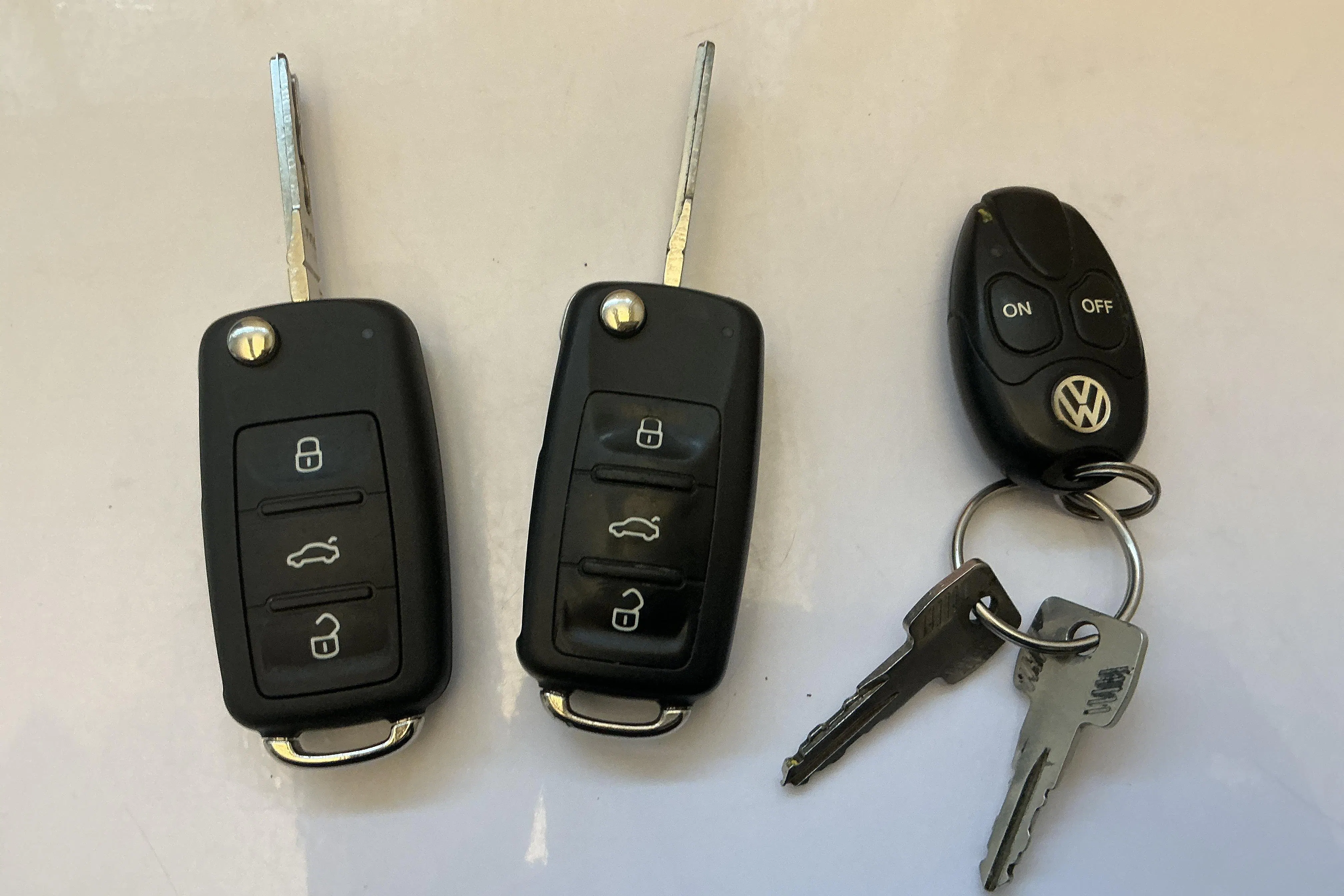 Presentation photo 10 of 10: VW Caddy 2.0 TDI Maxi Skåp 4MOTION (122hk) - 107 590 km - Manual - white - 2020