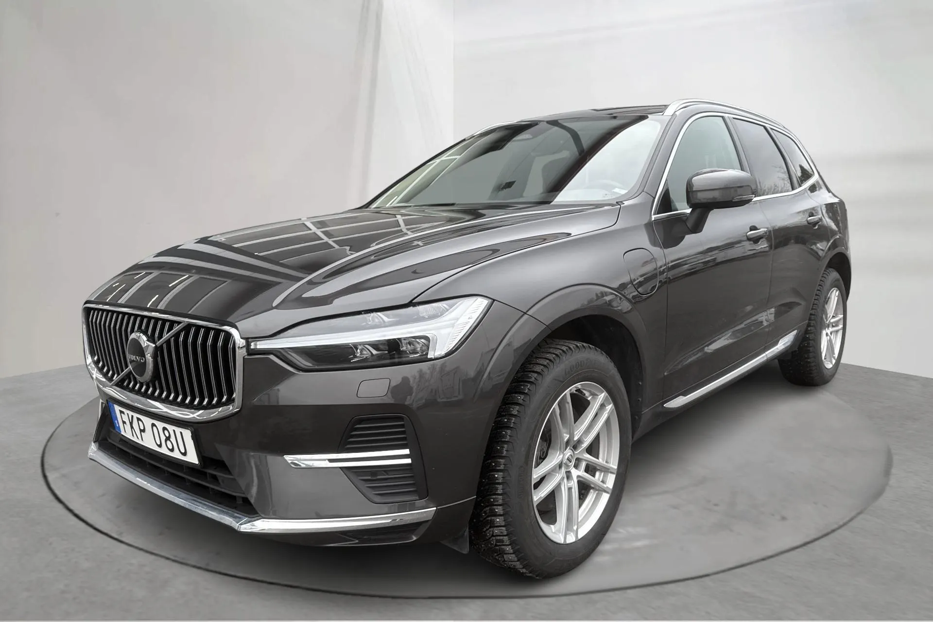 Præsentationsfoto 1 af 23: Volvo XC60 T6 AWD Recharge (350hk) - 81 430 kilometer - Salgsautomat - grå - 2023