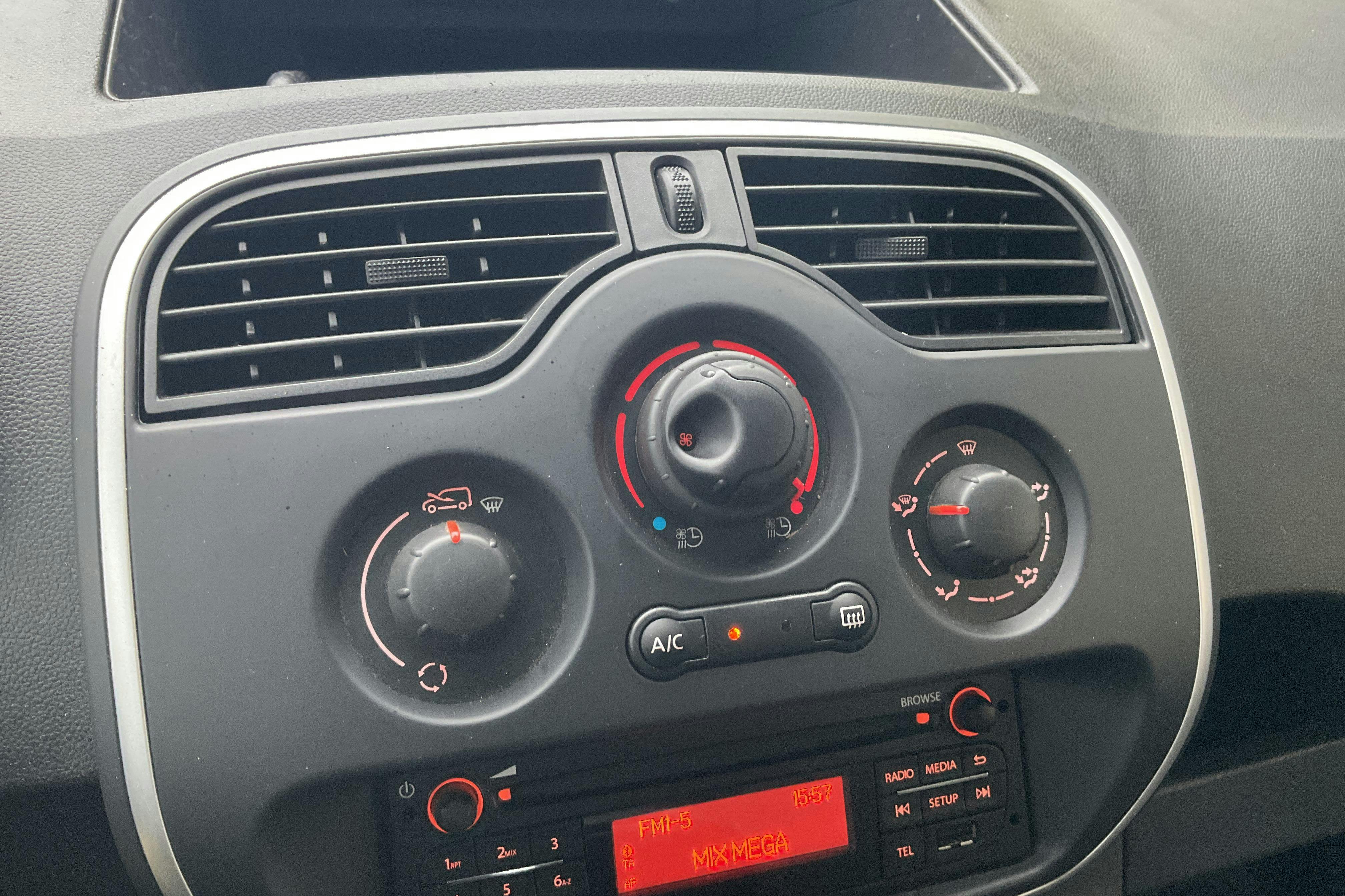 Presentation photo 14 of 14: Renault Kangoo Z.E Power Plus 33kWh Maxi Skåp (60hk) - 26 280 km - Automatic - white - 2021