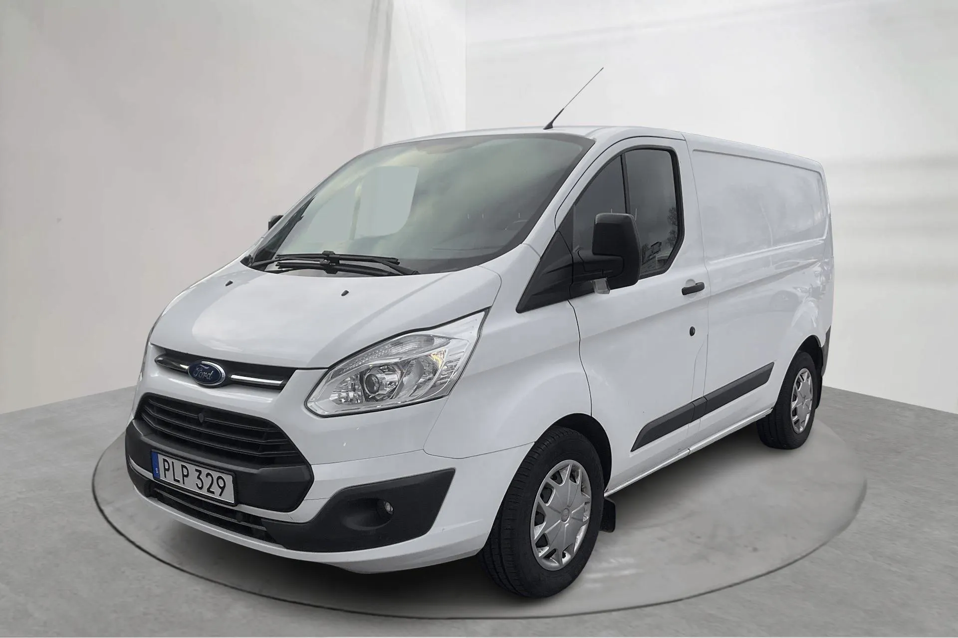 Præsentationsfoto 1 af 18: Ford Transit Custom 270 (130hk) - 73 980 kilometer - Salgsautomat - Hvid - 2017