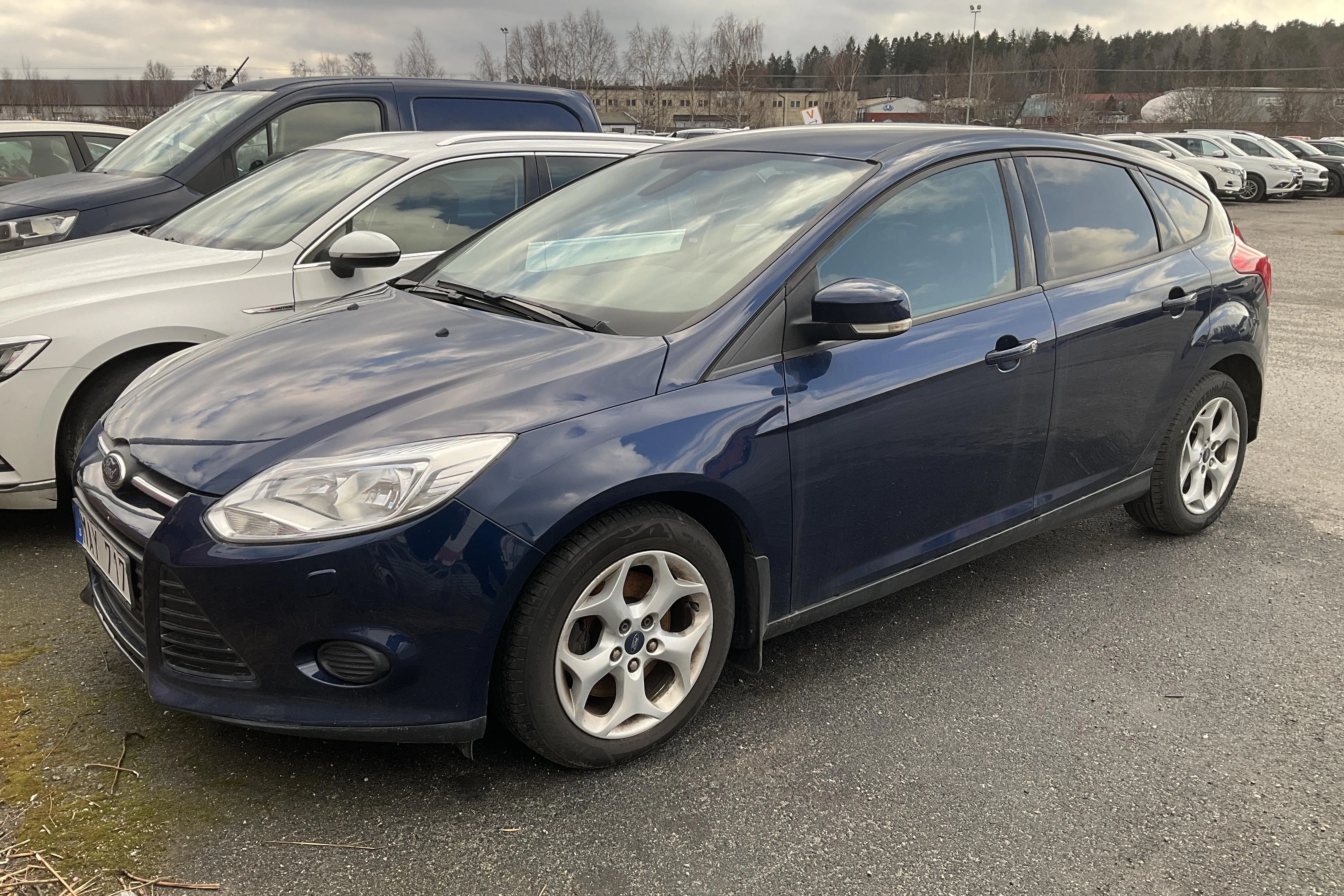 Presentation photo 1 of 12: Ford Focus 2.0 TDCi 5dr (115hk) - 142 880 km - Automatic - blue - 2013
