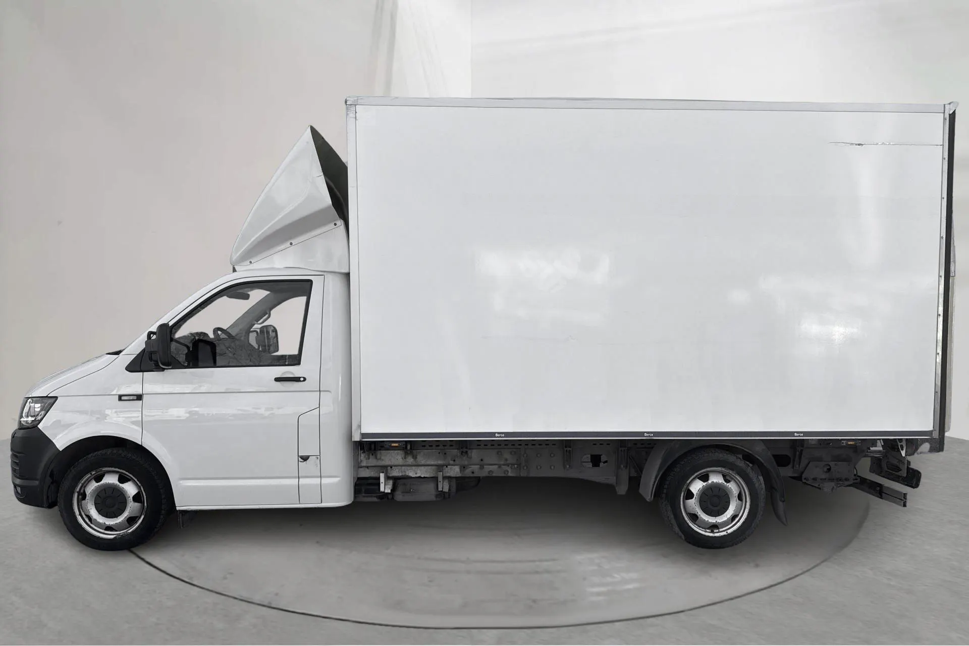 Presentation photo 2 of 14: VW Transporter T6 2.0 TDI BMT (150hk) - 66 820 km - Automatic - white - 2019