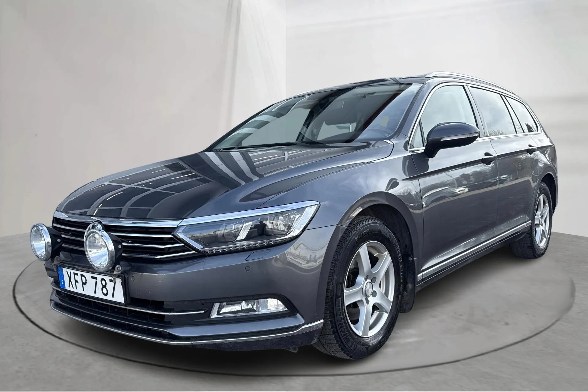 Presentation photo 1 of 15: VW Passat 2.0 TDI Sportscombi (190hk) - 171 760 km - Automatic - gray - 2015