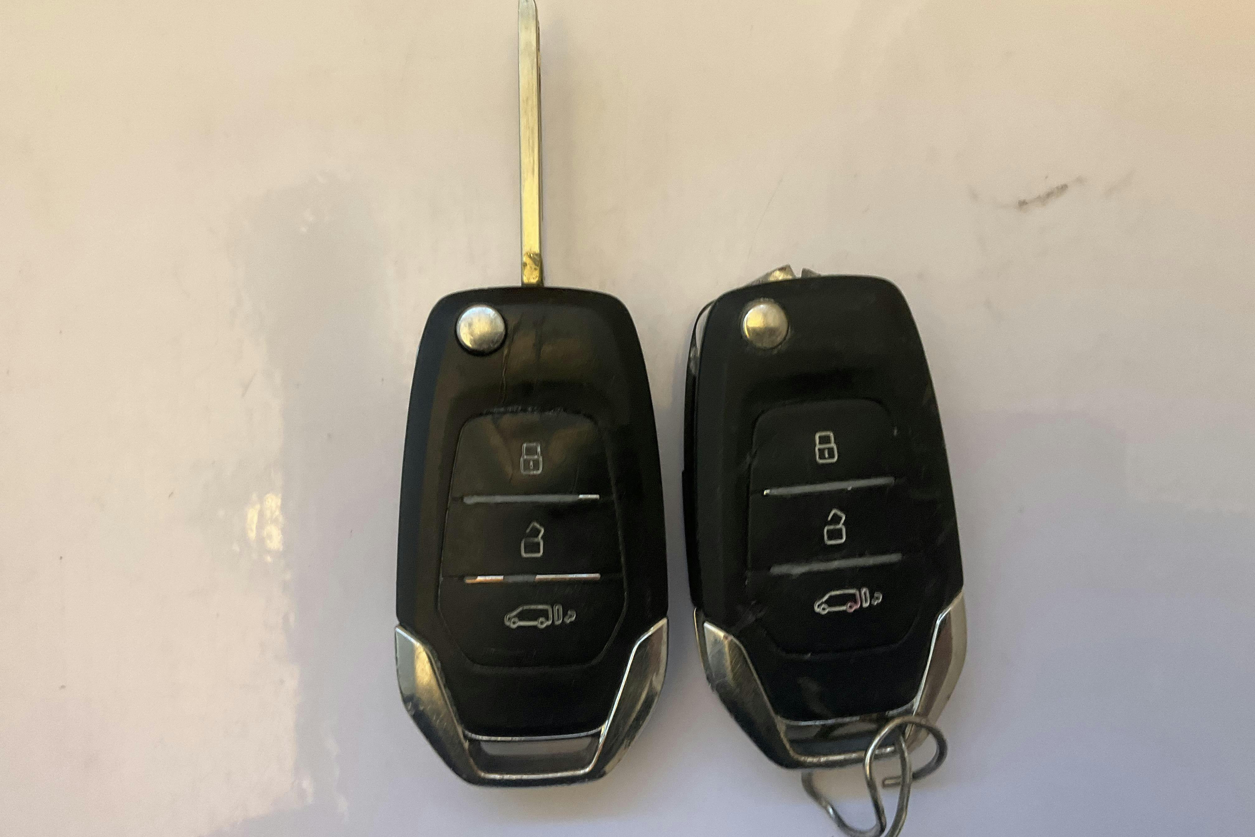 Presentation photo 11 of 11: Maxus e-Deliver 9 72kWh (200hk) - 190 490 km - Automatic - white - 2021