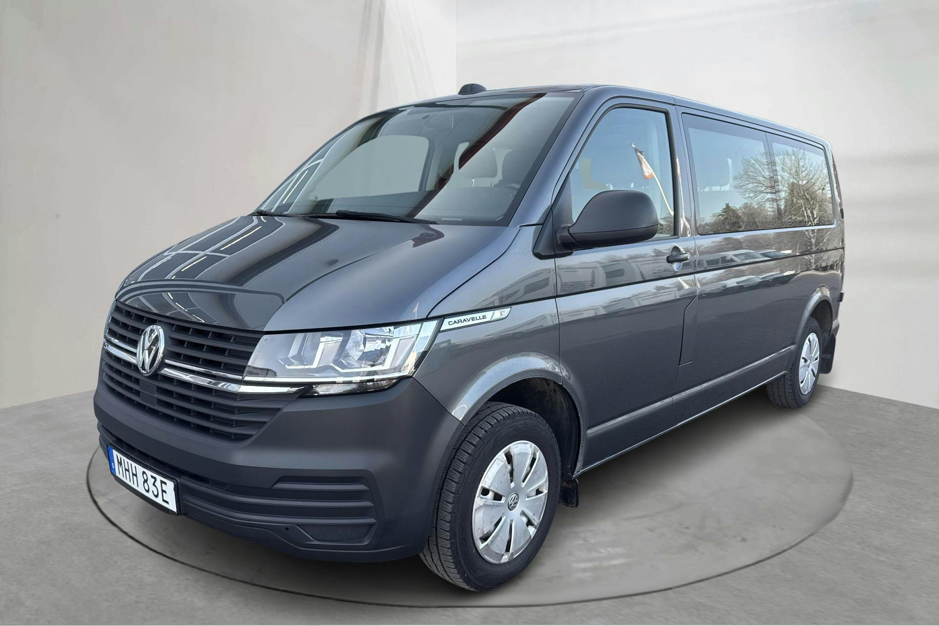 Presentation photo 1 of 16: VW Caravelle 2.0 TDI BMT (150hk) - 123 670 km - Automatic - gray - 2020