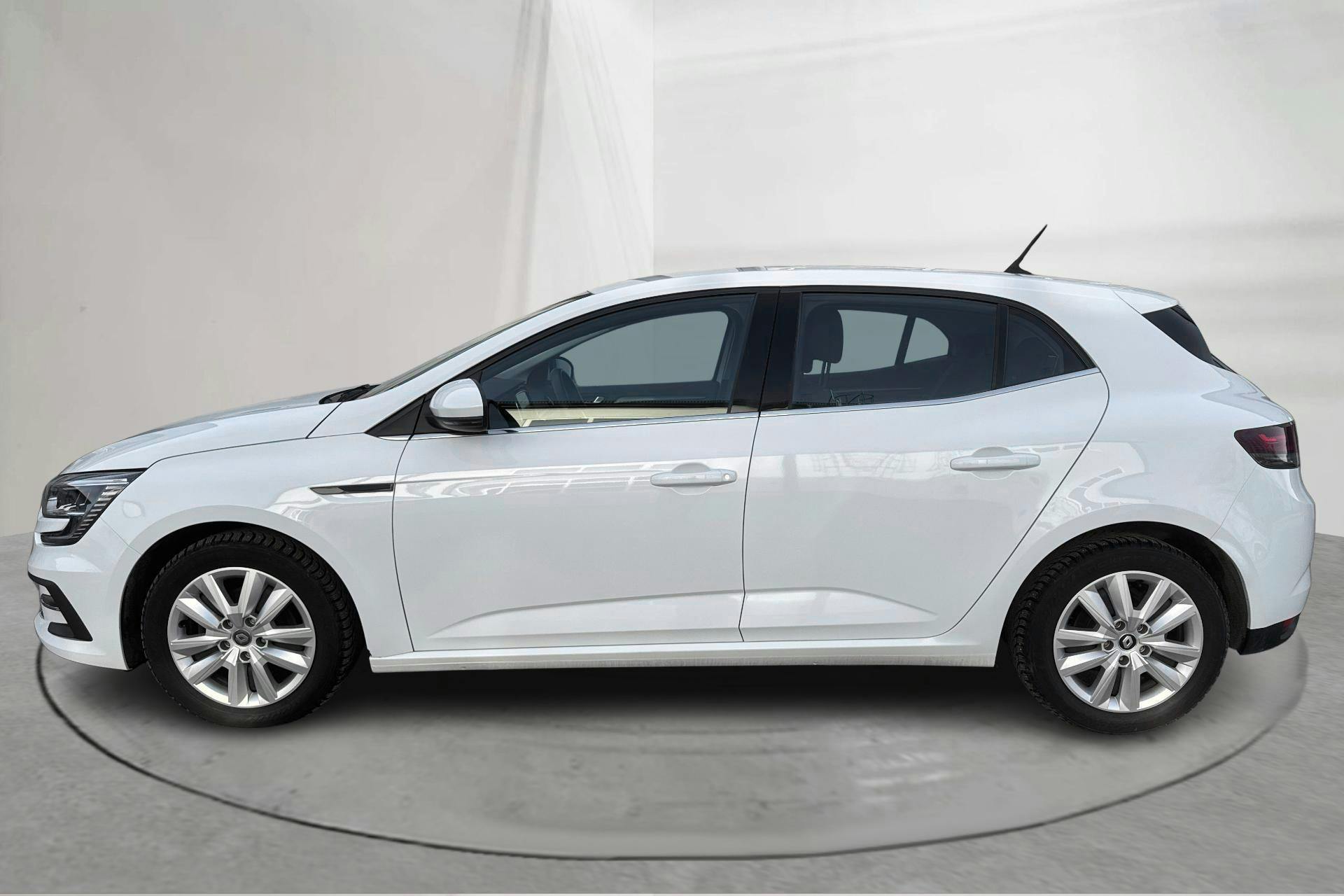 Presentationsfoto 2 av 13: Renault Mégane 1.5 dCi 5dr (115hk) - 5 610 mil - Manuell - vit - 2021