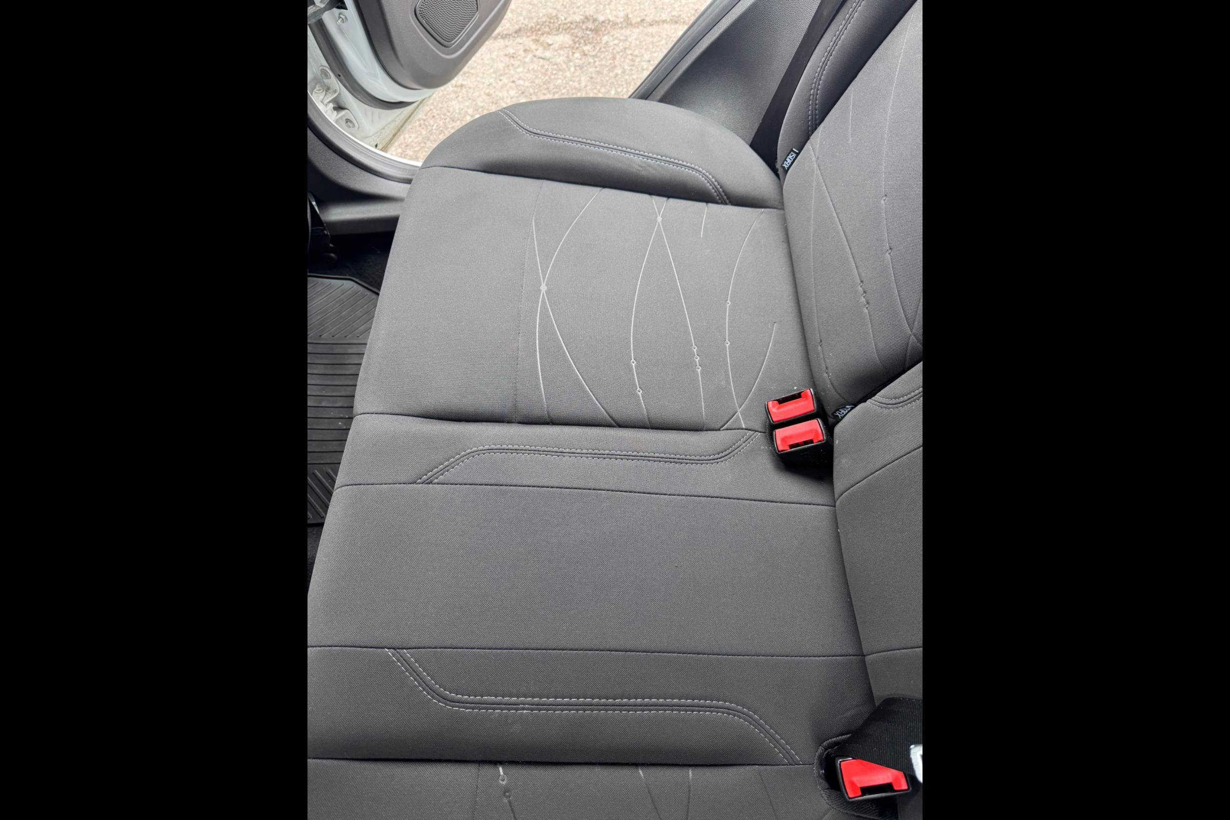 Presentationsfoto 13 av 13: Ford Fiesta 1.25 5dr (60hk) - 3 458 mil - Manuell - vit - 2015