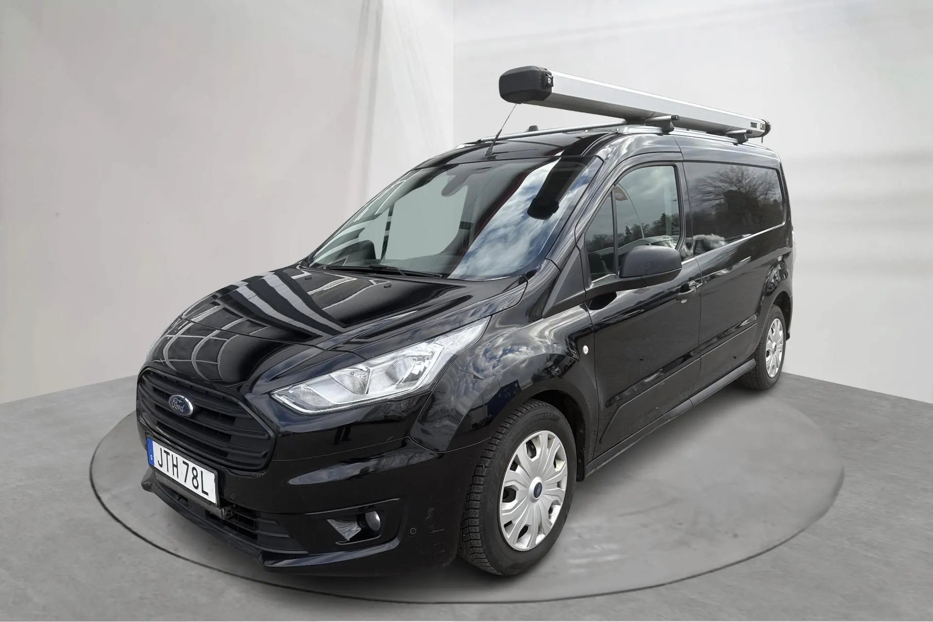 Presentation photo 1 of 17: Ford Transit Connect 1.5 TDCi (120hk) - 116 920 km - Automatic - black - 2019
