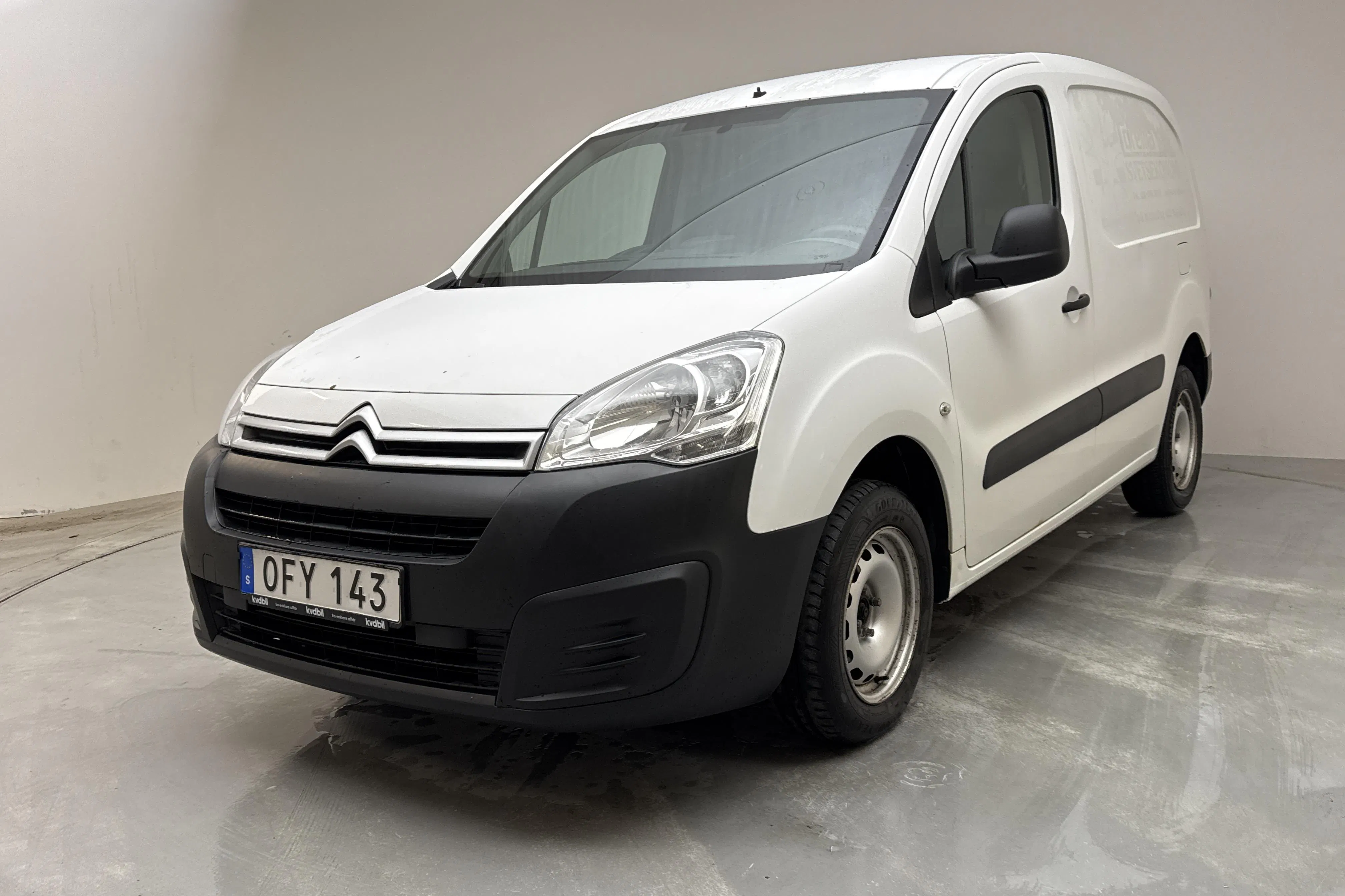 Presentationsfoto 1 av 11: Citroën Berlingo 1.6 BlueHDi Skåp (75hk) - 14 138 mil - Manuell - vit - 2016