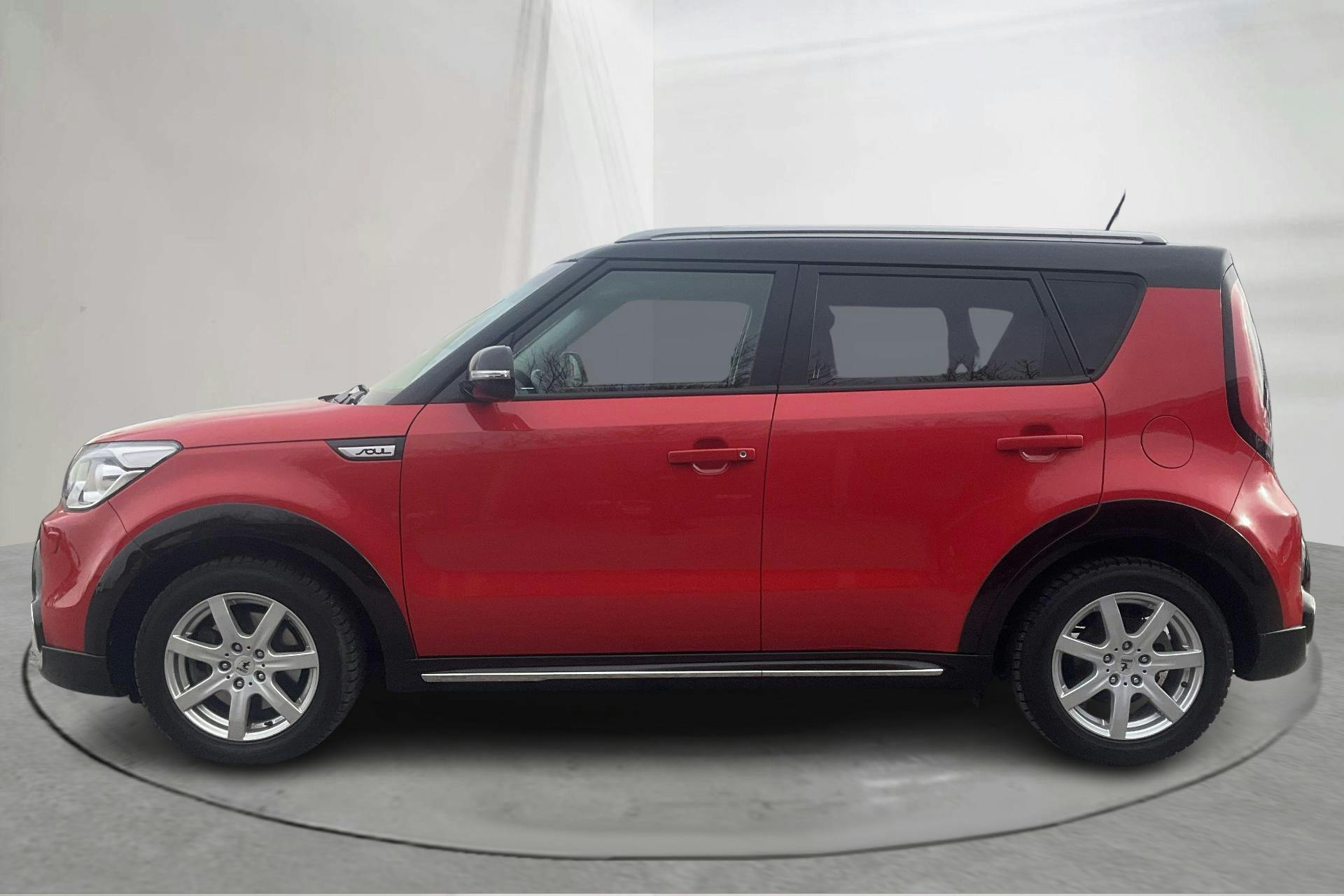 Presentation photo 2 of 16: KIA Soul 1.6 CRDi (136hk) - 39 550 km - Automatic - red - 2016