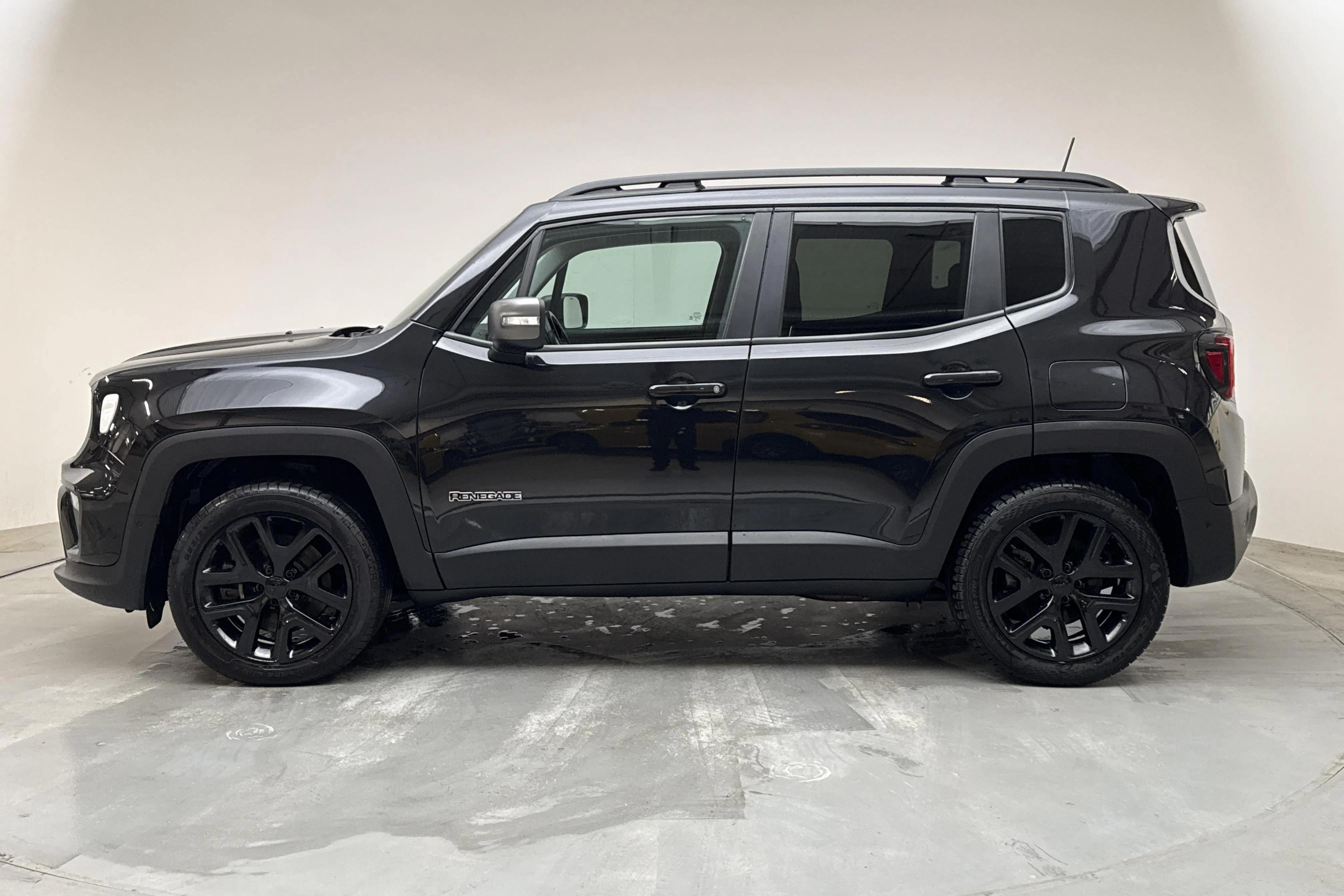 Presentation photo 2 of 16: Jeep Renegade 1.3 PHEV 4WD (190hk) - 94 870 km - Automatic - black - 2020