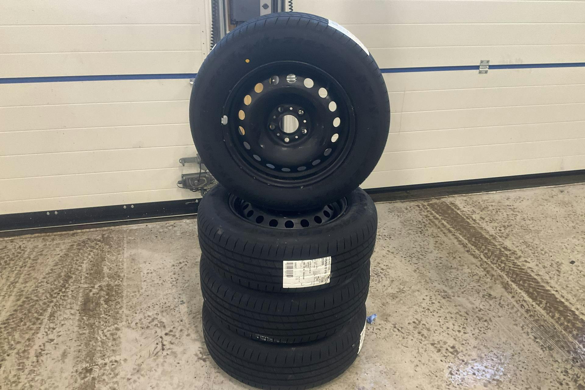 Presentationsfoto 18 av 18: Renault Kangoo Z.E Power Plus 33kWh Skåp (60hk) - 2 040 mil - Automat - vit - 2019