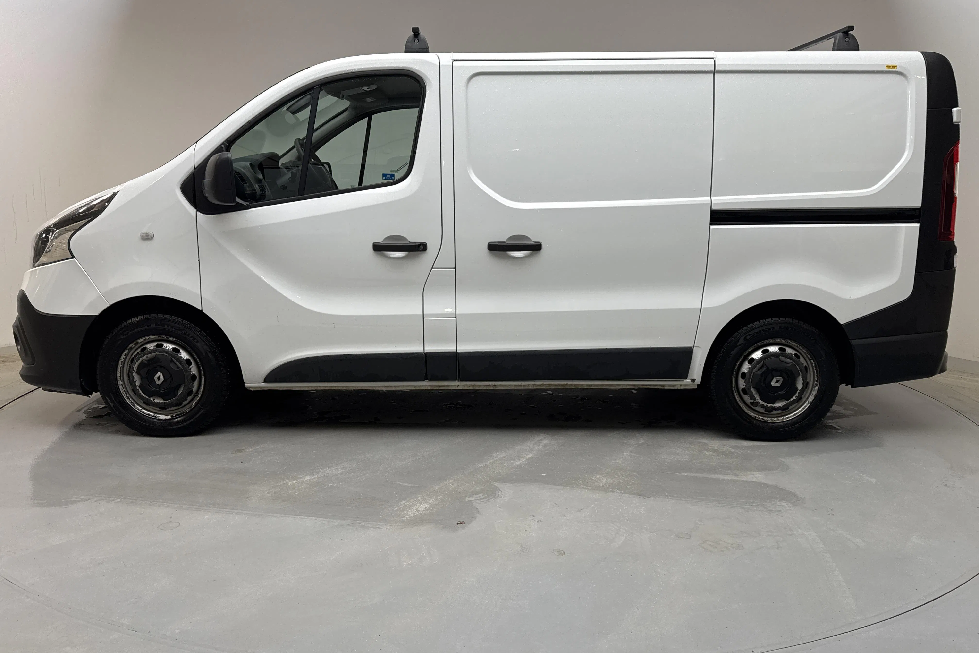 Presentation photo 2 of 11: Renault Trafic 1.6 dCi Skåp (125hk) - 200 910 km - Manual - white - 2017