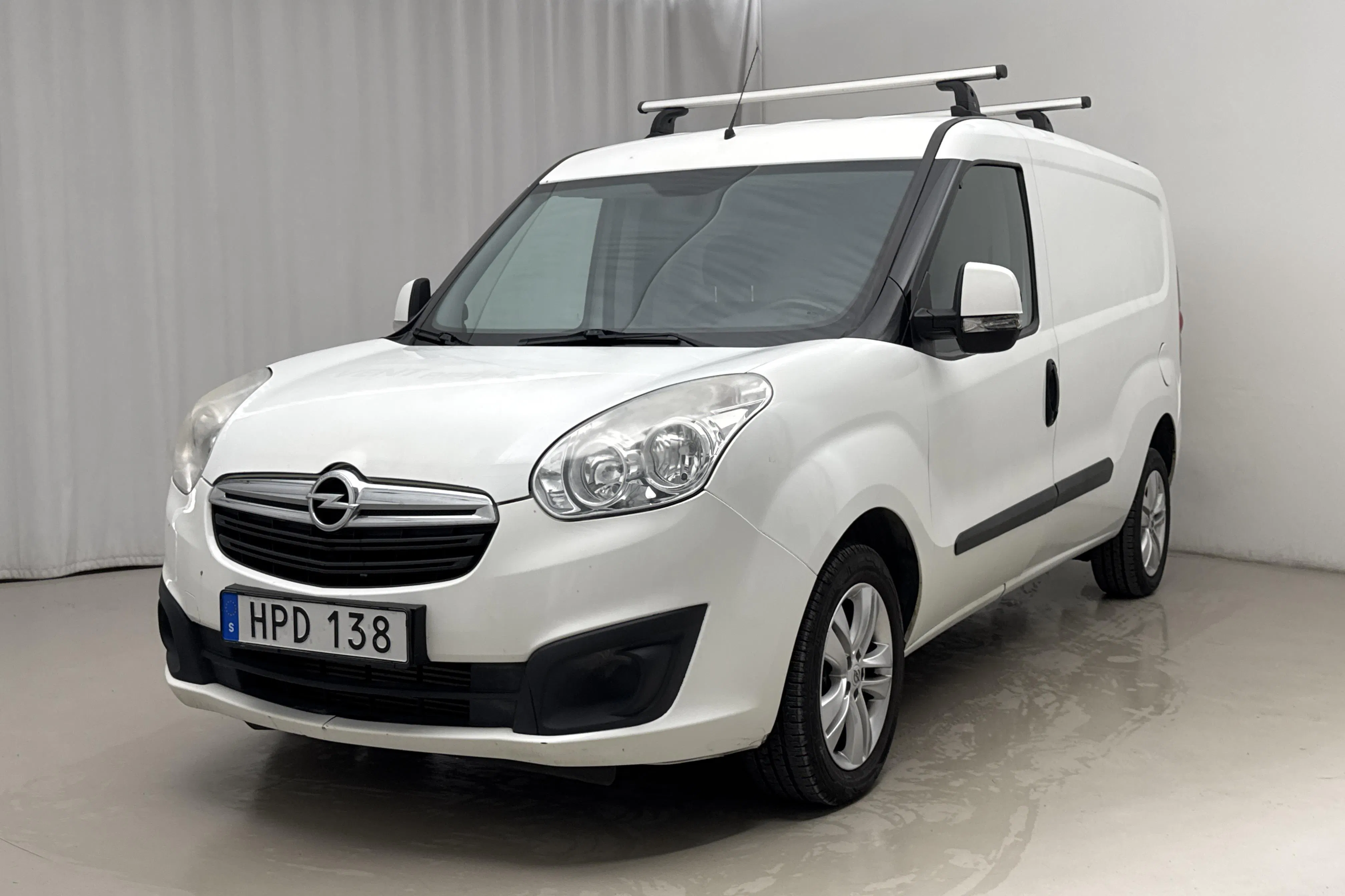 Presentation photo 1 of 16: Opel Combo 1.3 CDTI Skåp (95hk) - 117 660 km - Manual - white - 2017