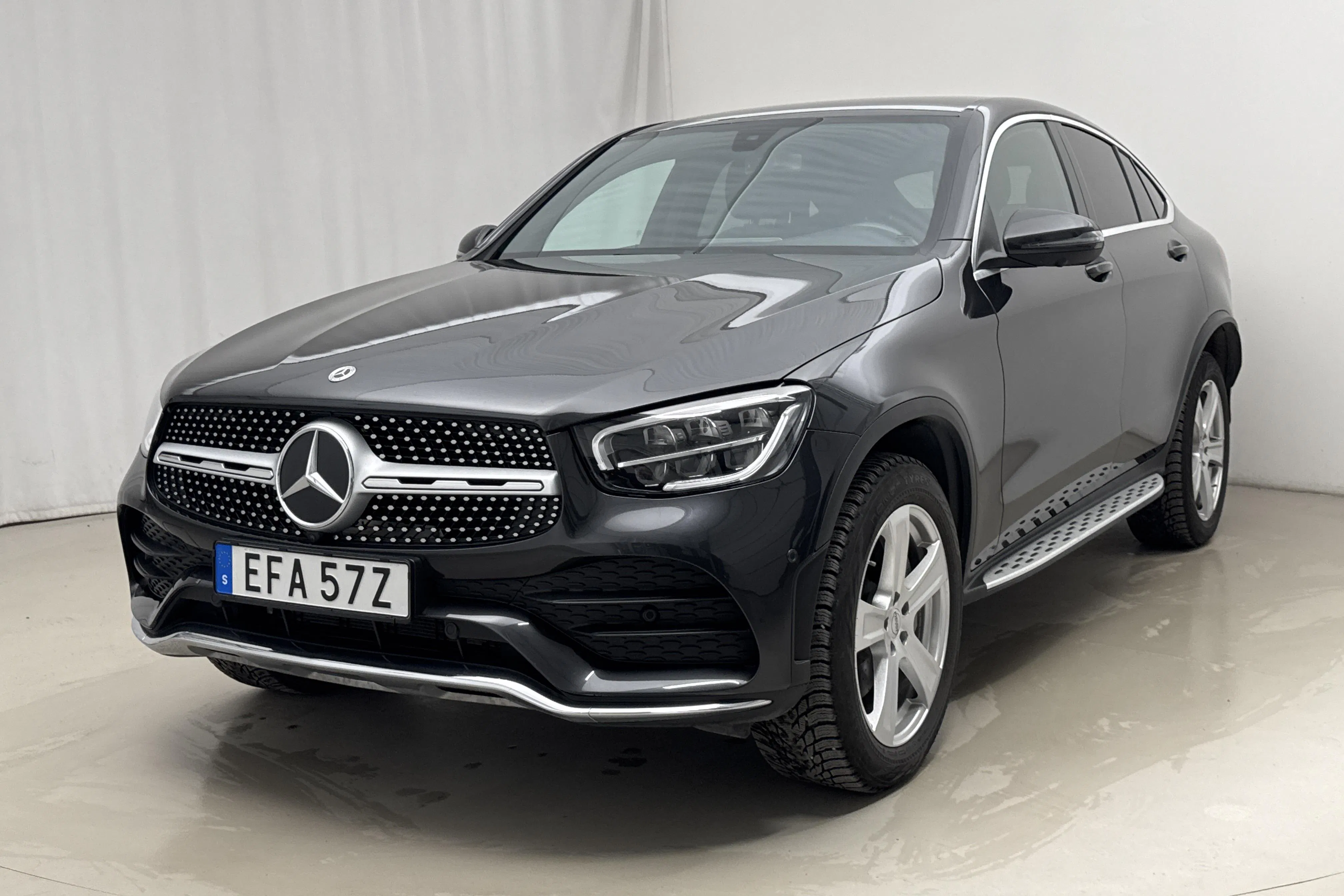 Presentation photo 1 of 32: Mercedes GLC 300 de 4MATIC Coupé C253 (316hk) - 62 350 km - Automatic - gray - 2022