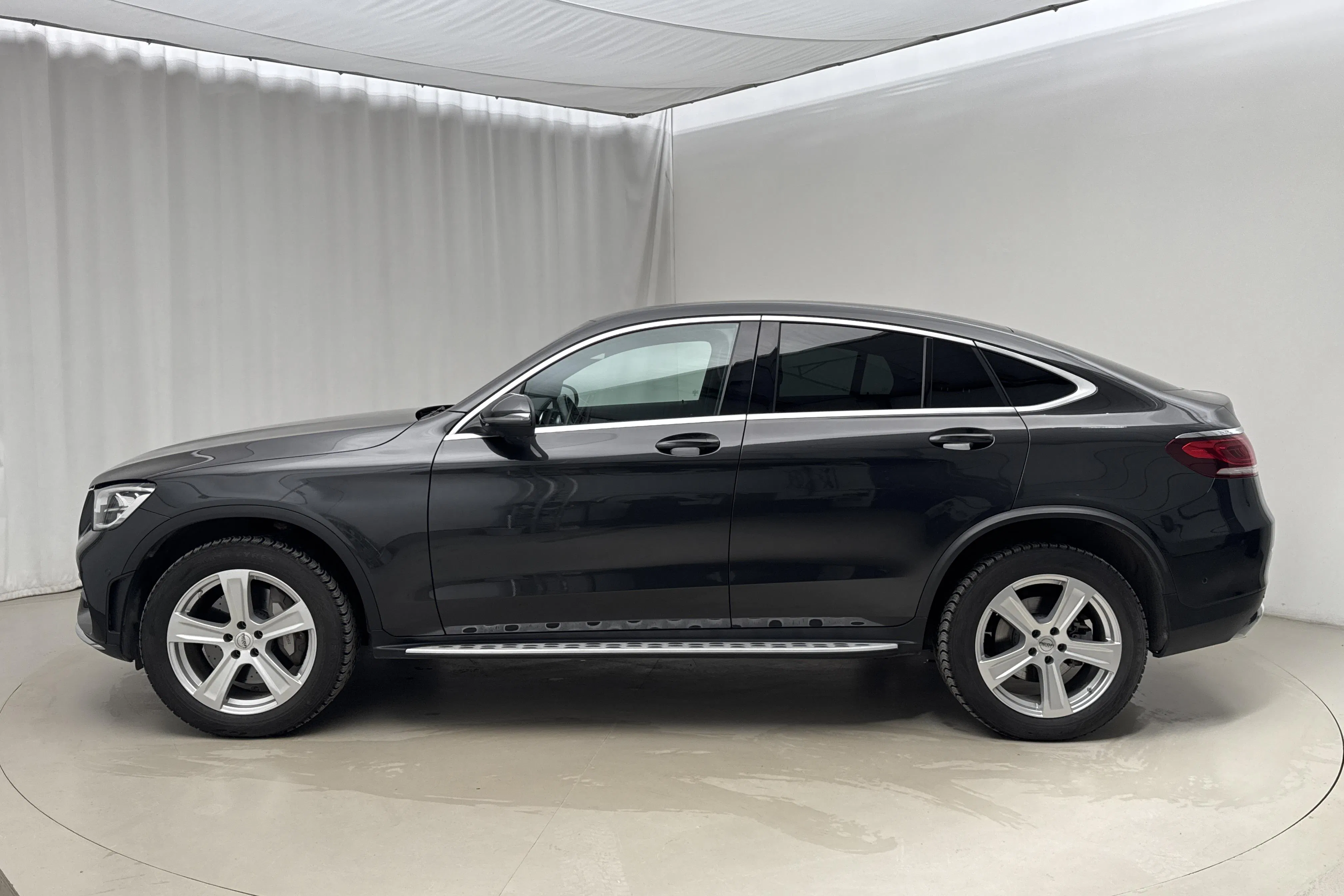 Presentation photo 2 of 32: Mercedes GLC 300 de 4MATIC Coupé C253 (316hk) - 62 350 km - Automatic - gray - 2022