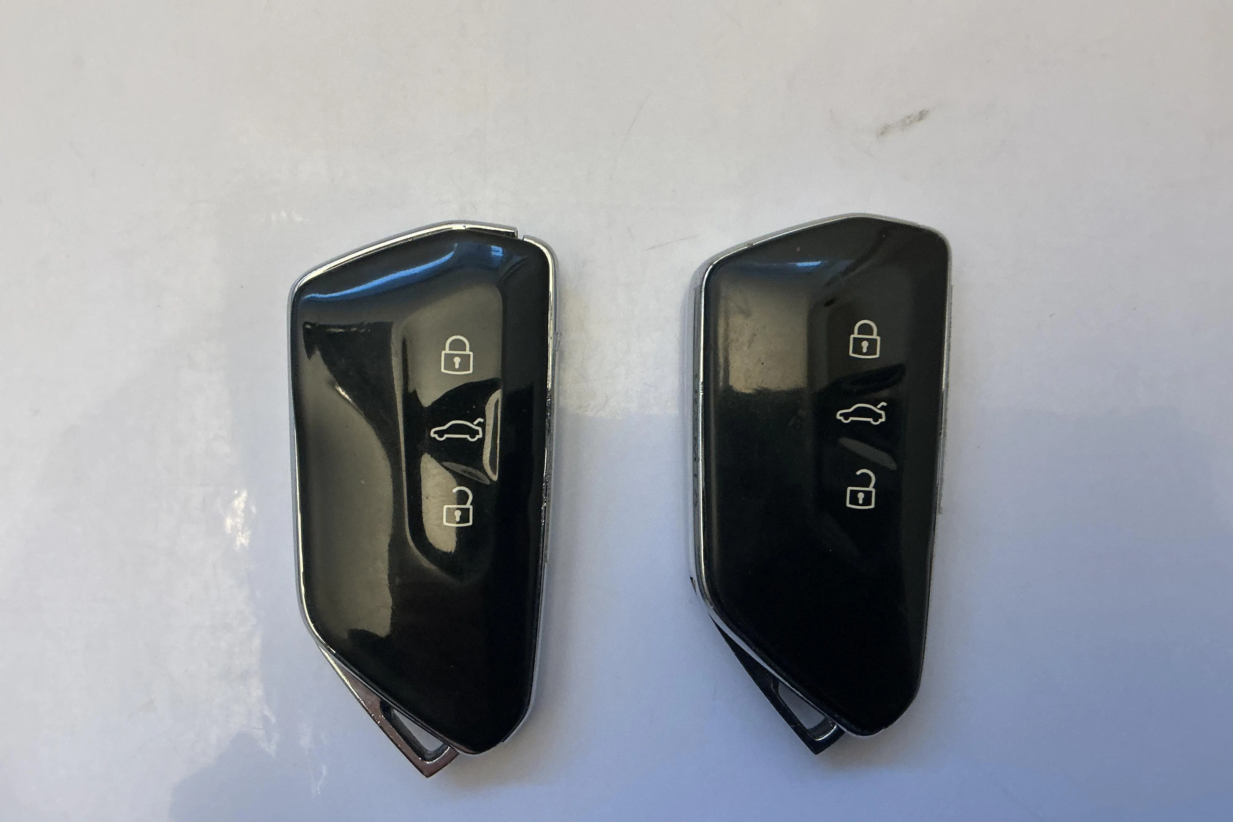 Presentation photo 17 of 17: VW ID.4 77kWh (204hk) - 155 330 km - Automatic - gray - 2021