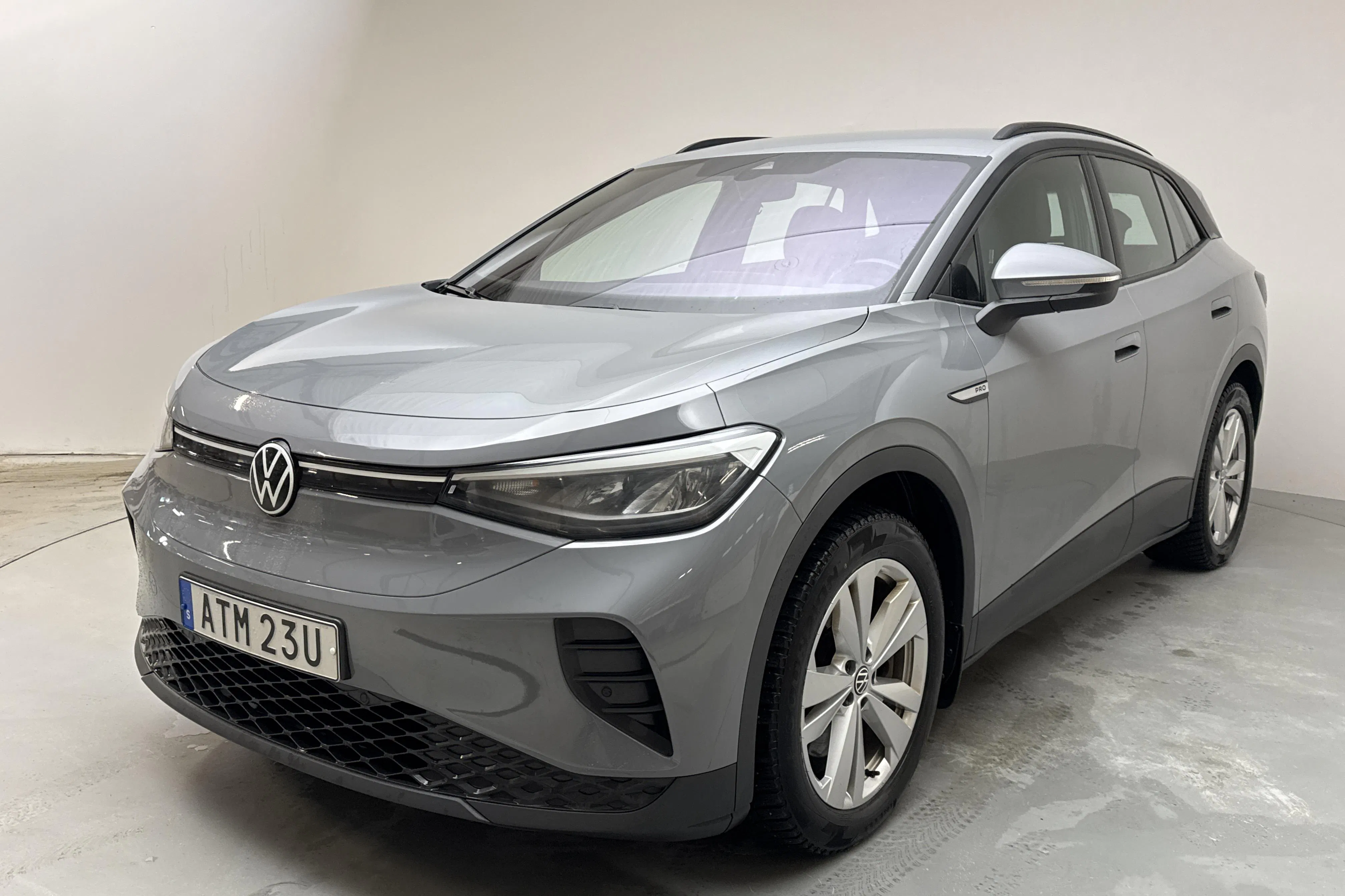 Presentation photo 1 of 17: VW ID.4 77kWh (204hk) - 155 330 km - Automatic - gray - 2021