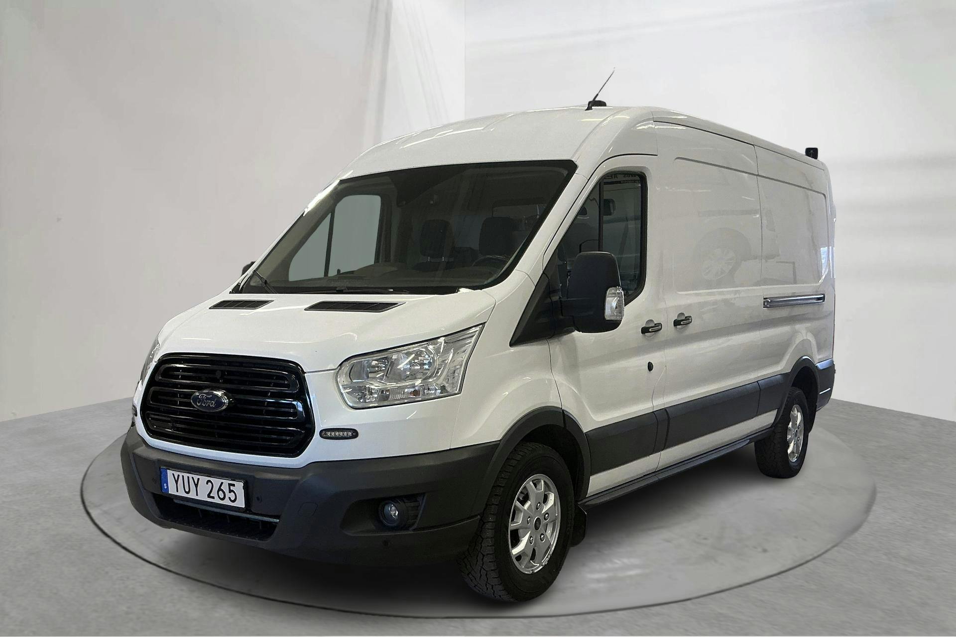 Presentation photo 1 of 15: Ford Transit 350 2.0 TDCi AWD Skåp (170hk) - 159 340 km - Manual - white - 2018