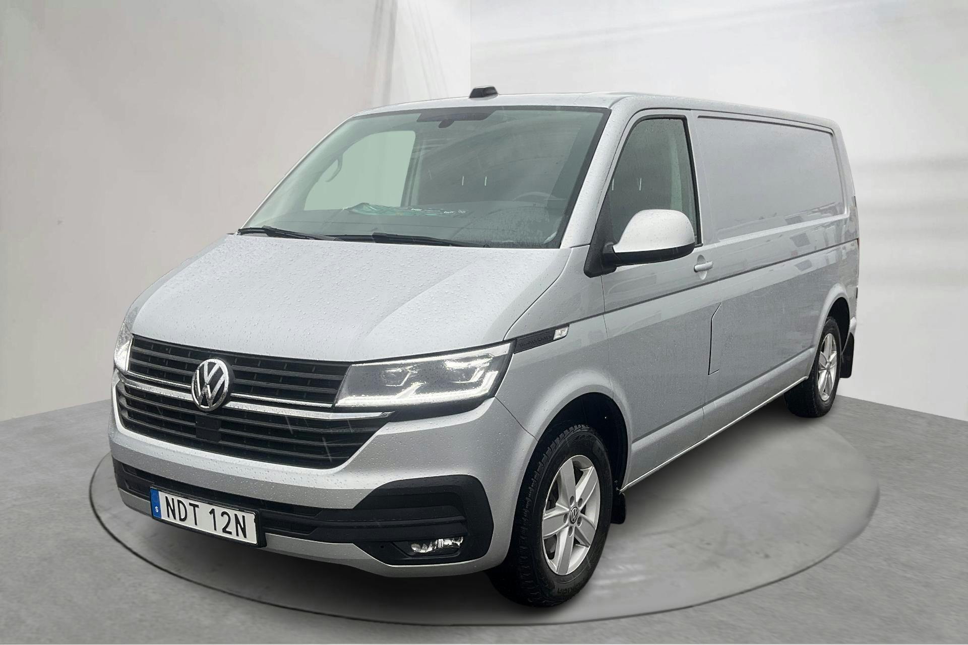 Presentation photo 1 of 16: VW Transporter T6.1 Skåp TDI (150hk) - 71 660 km - Automatic - silver - 2023