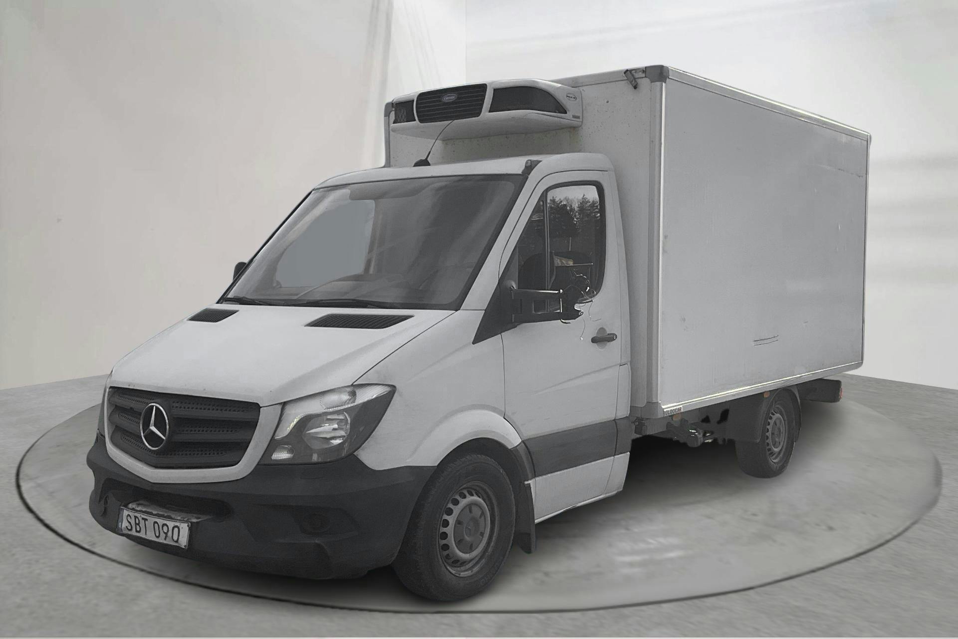 Presentation photo 1 of 17: Mercedes Sprinter 311 CDI Volymskåp (114hk) - 304 410 km - Automatic - white - 2017