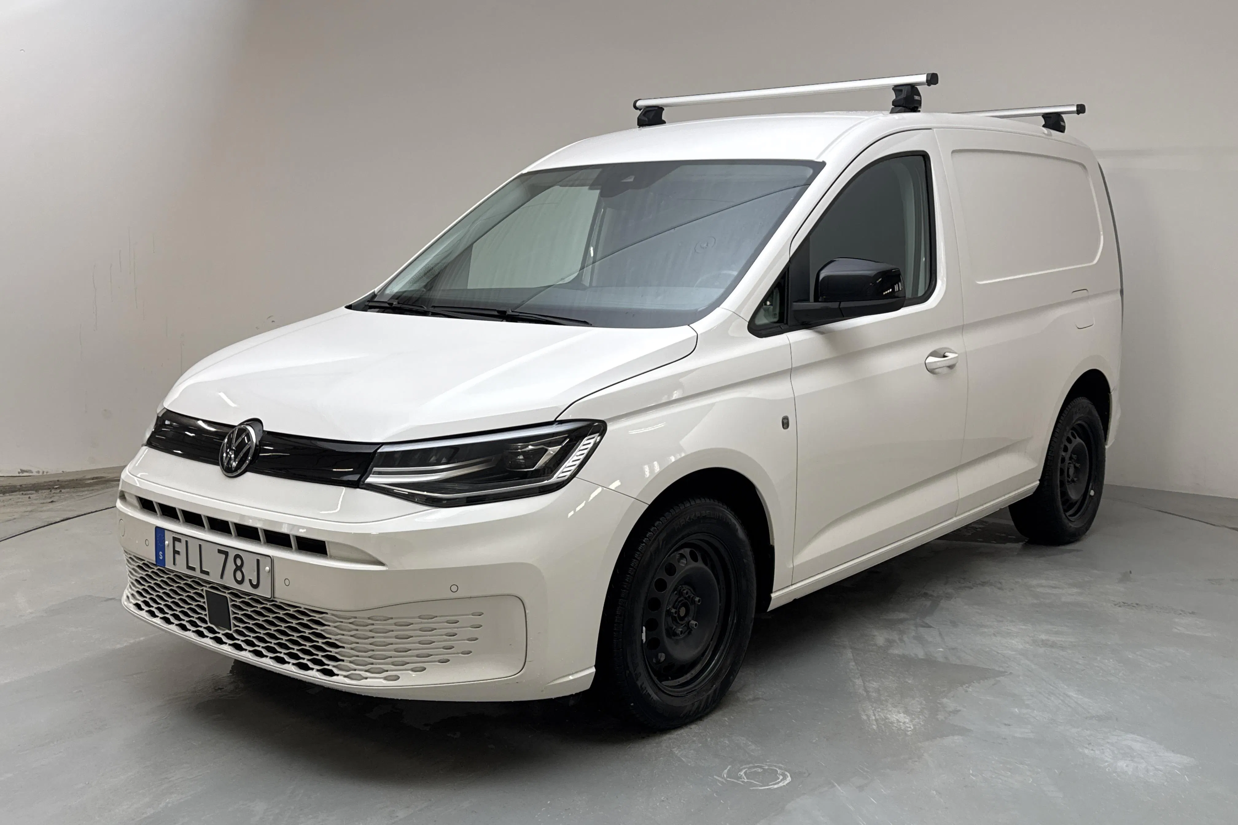 Presentation photo 1 of 15: VW Caddy Cargo 2.0 TDI Skåp (122hk) - 83 350 km - Automatic - white - 2021
