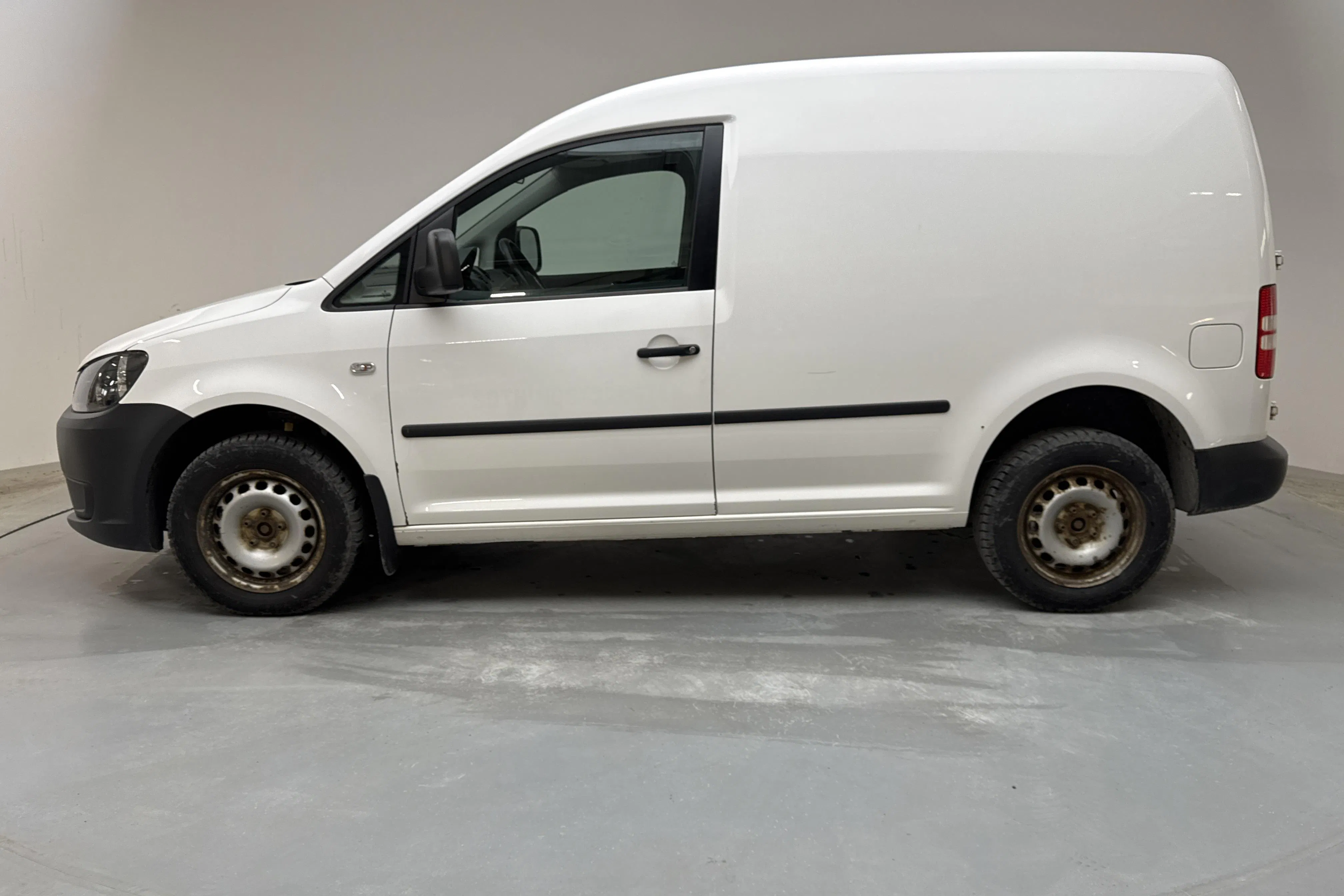 Presentation photo 2 of 11: VW Caddy 2.0 TDI Skåp 4-motion (110hk) - 115 140 km - Manual - white - 2014