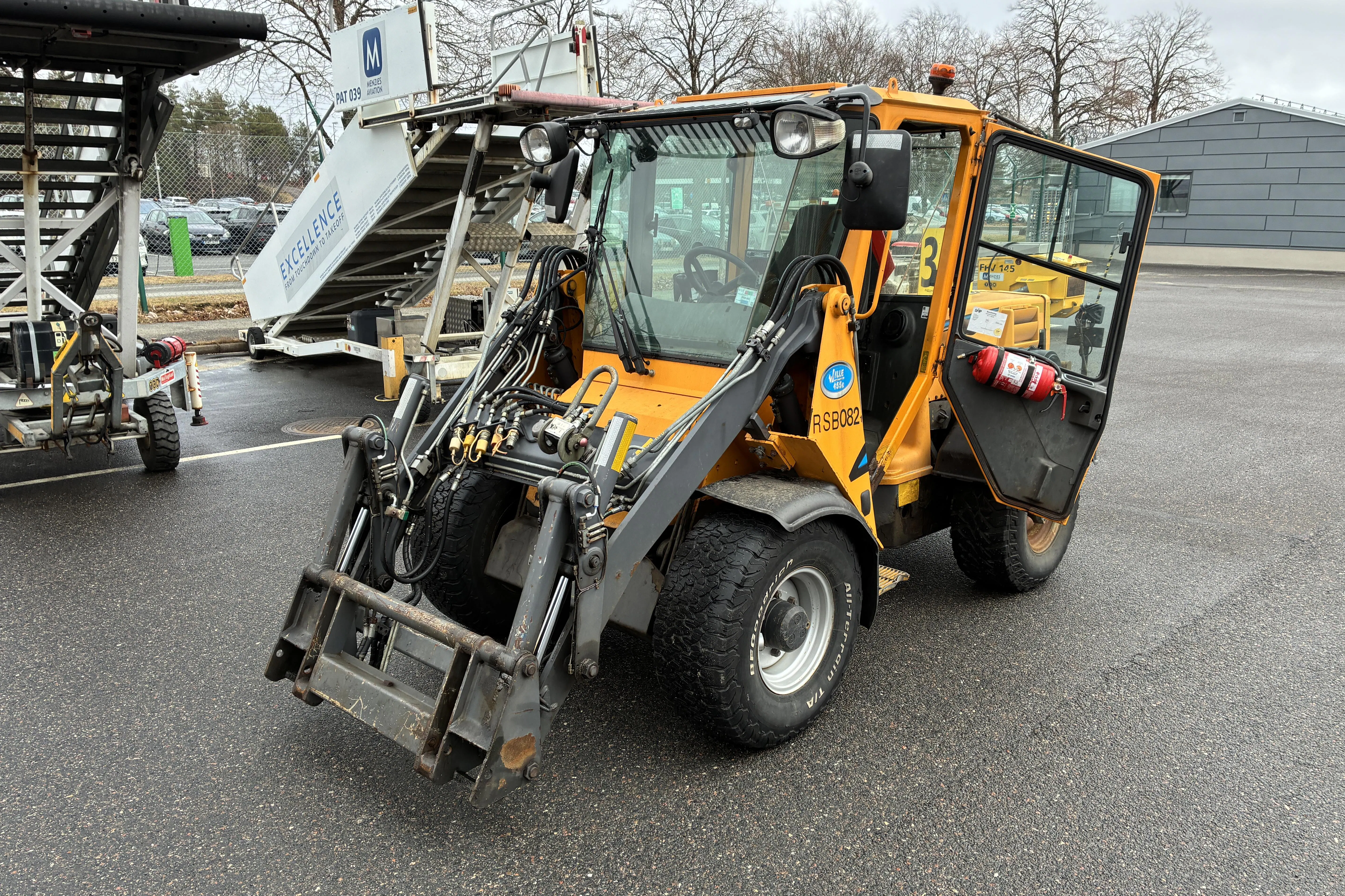 Presentationsfoto 1 av 46: Wille 455B redskapsbärare - 0 km - 2007