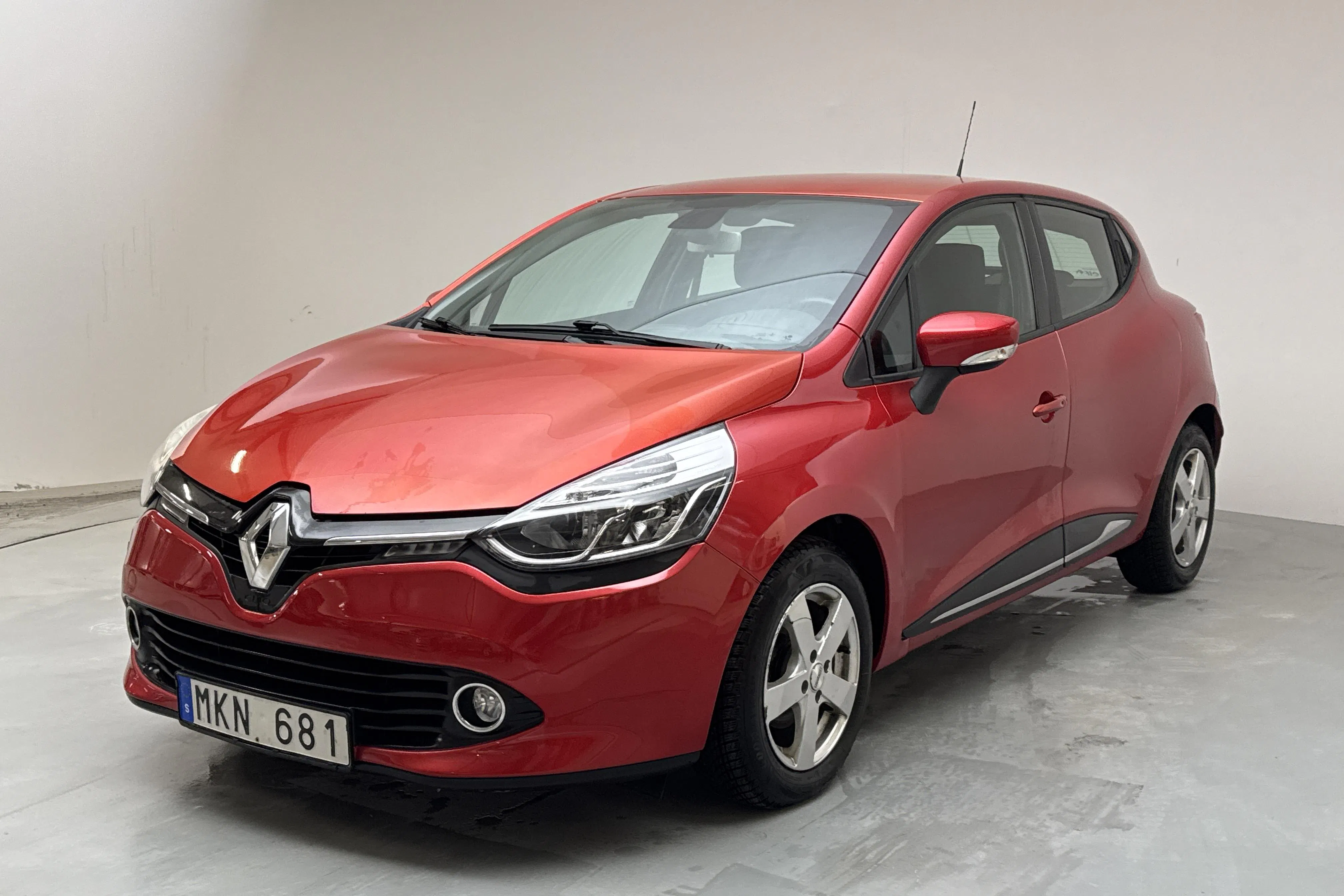 Renault Clio IV 0.9 TCe 90 5dr (90hk)