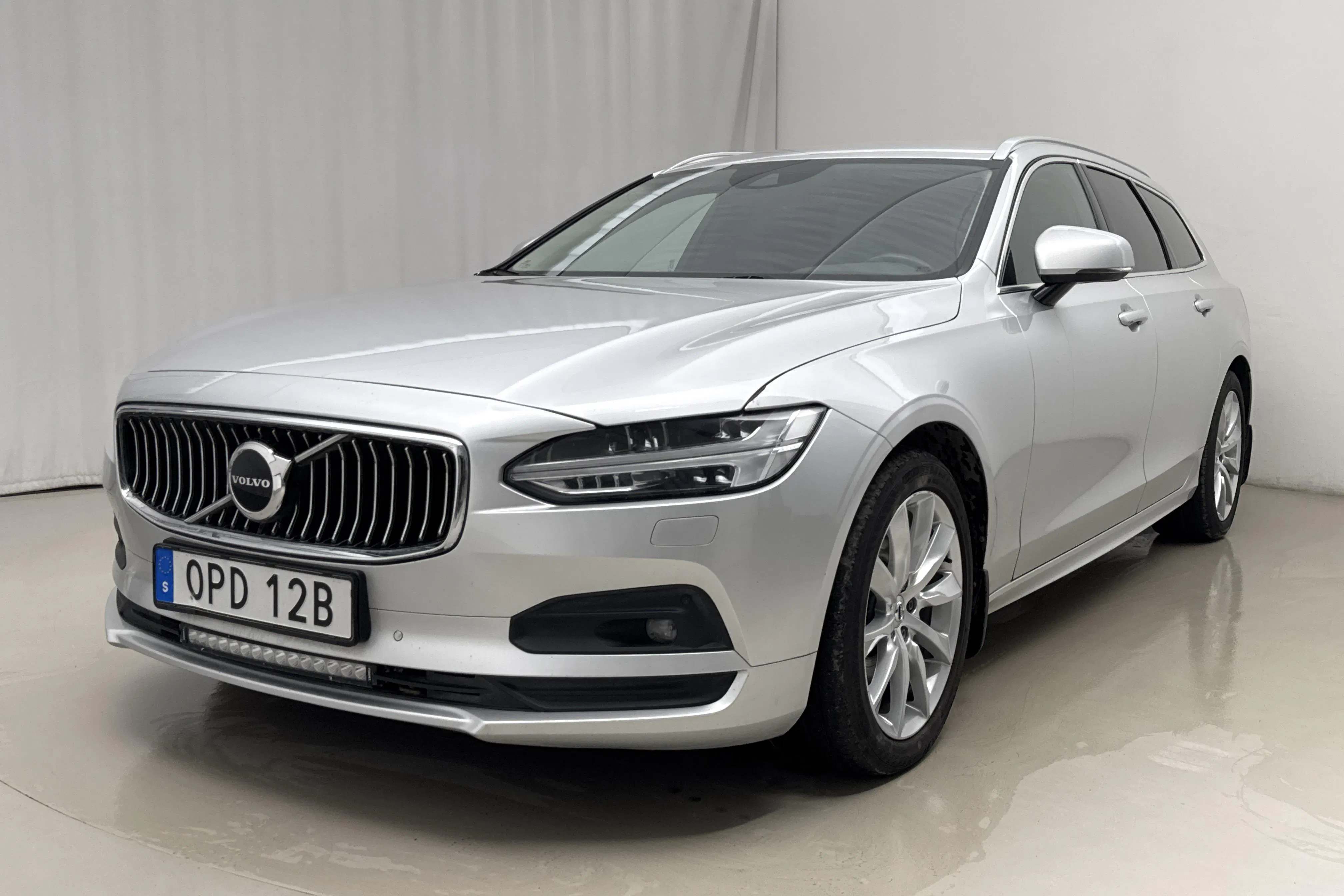 Volvo V90 B4 AWD Mildhybrid, Diesel (190hk)
