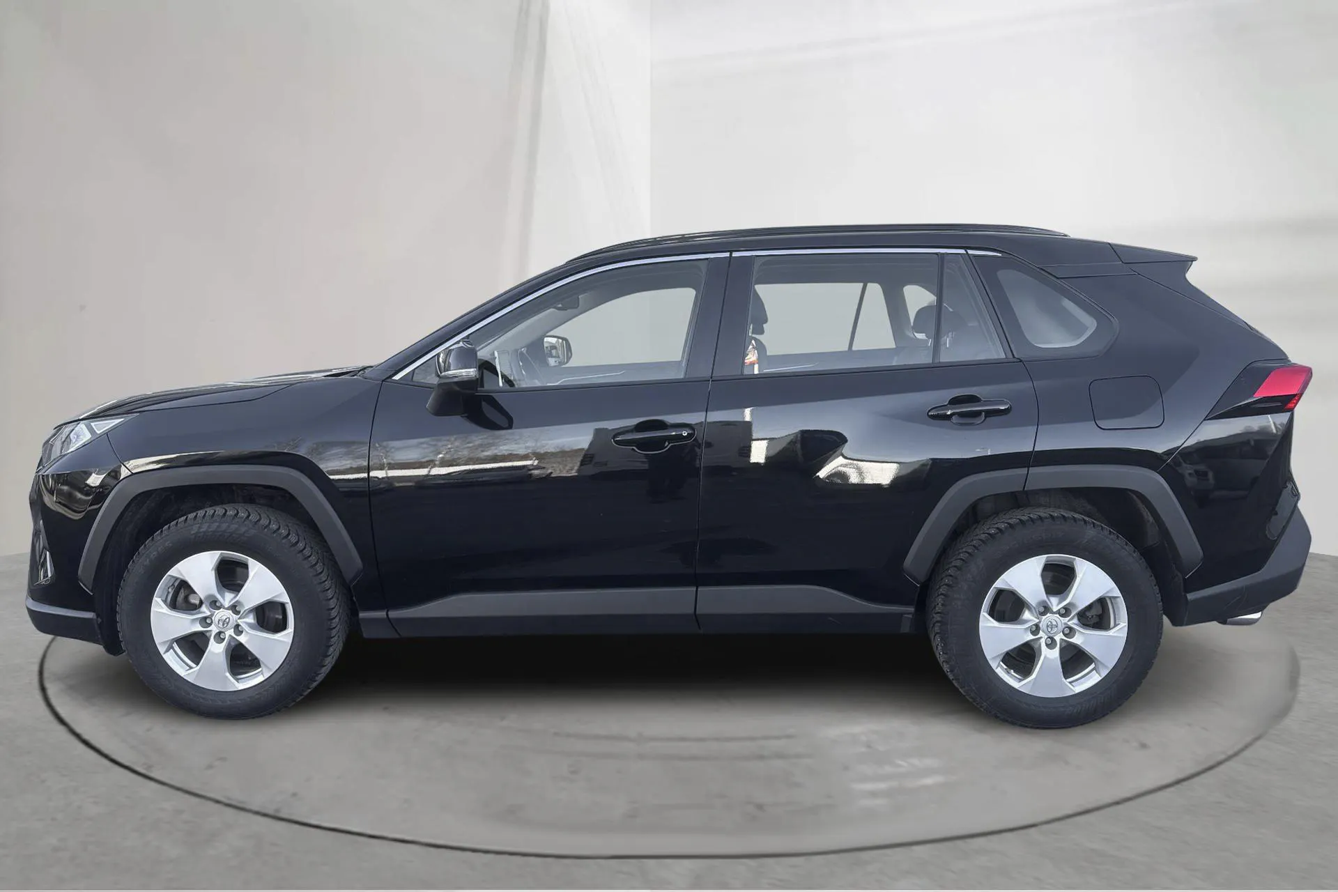 Presentation photo 2 of 14: Toyota RAV4 2.5 HSD AWD (222hk) - 46 040 km - Automatic - black - 2022