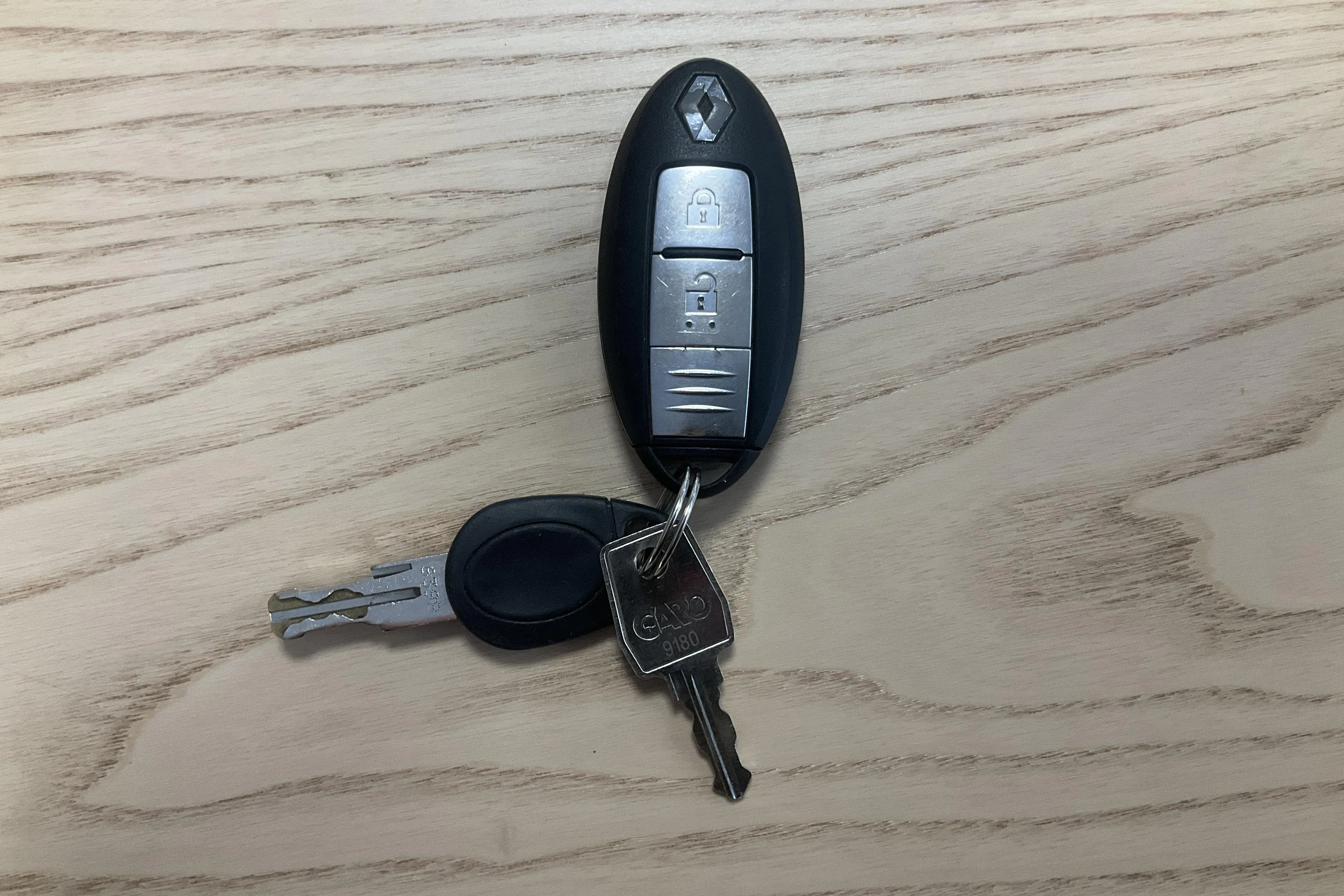 Presentation photo 16 of 16: Renault Alaskan 2.3 dCi 4WD (190hk) - 260 220 km - Automatic - 2017