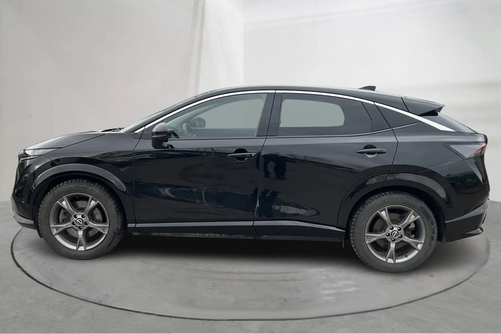 Presentation photo 2 of 20: Nissan Ariya 87kWh (242hk) - 37 610 km - Automatic - black - 2023