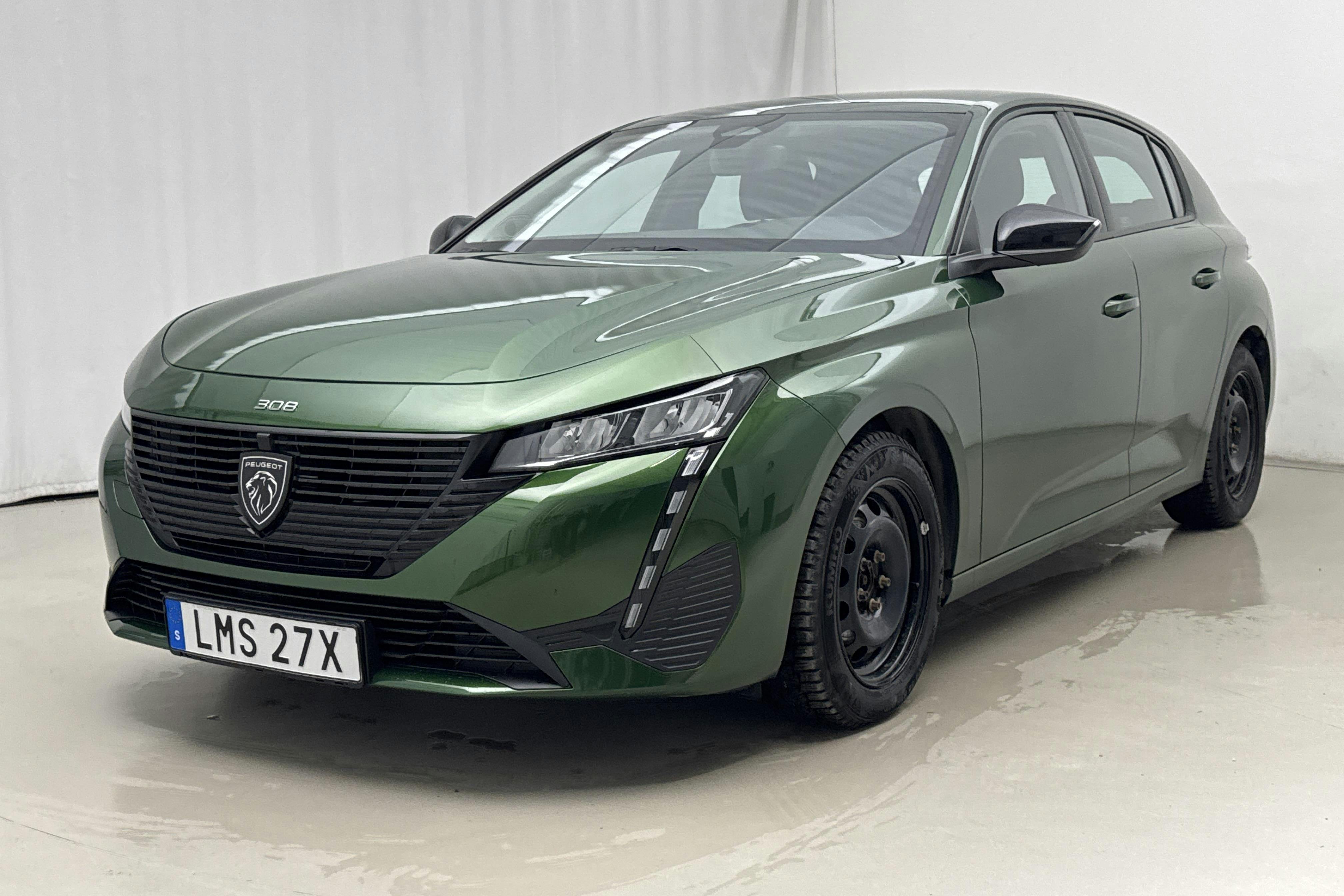 Presentation photo 1 of 17: Peugeot 308 1.2 PureTech 5dr (130hk) - 29 040 km - Automatic - green - 2023