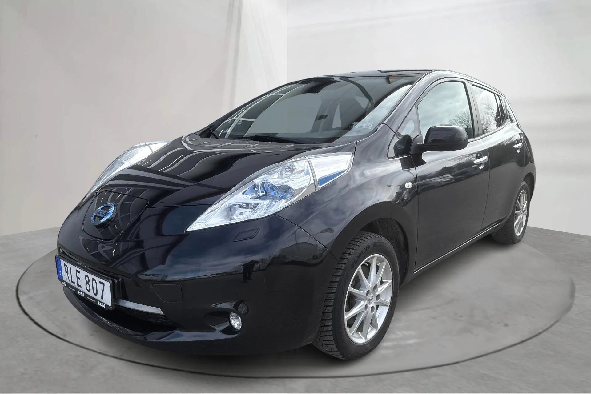 Presentationsfoto 1 av 17: Nissan LEAF 5dr 30kWh (109hk) - 8 395 mil - Automat - svart - 2017