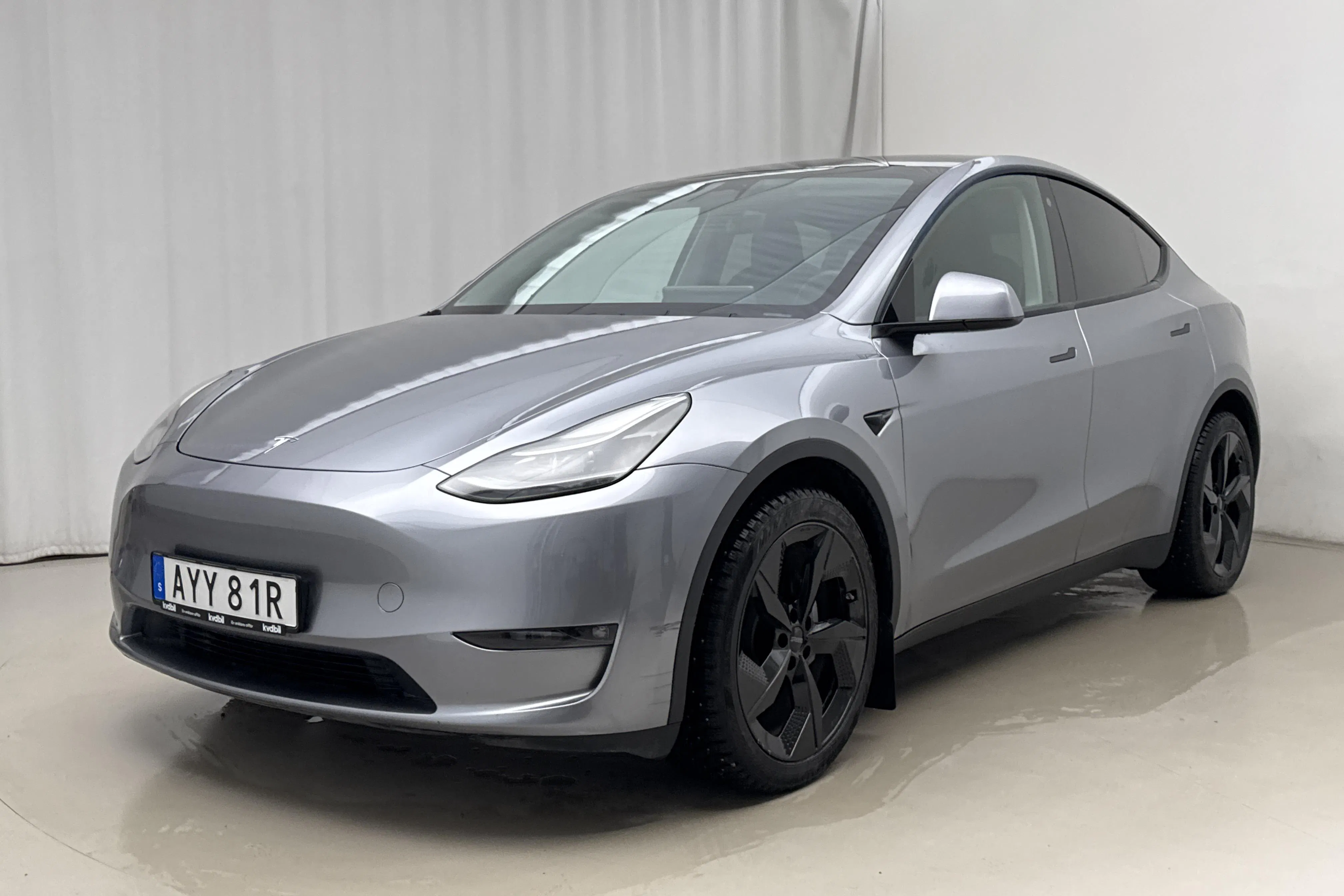 Tesla Model Y Long Range Dual Motor AWD