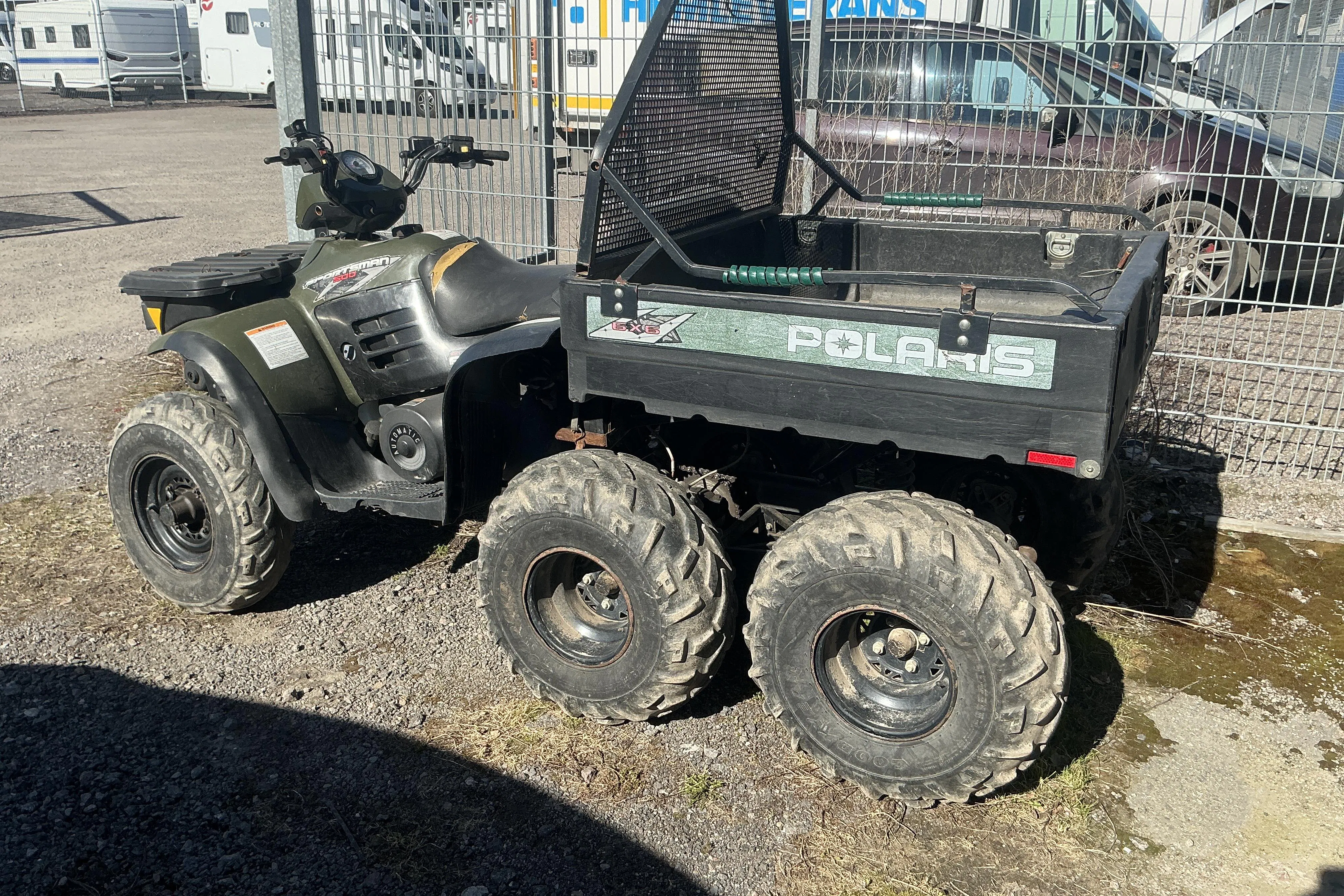 Presentationsfoto 2 av 12: POLARIS SPORSMAN 500 6X6 ATV (Rep.Objekt) - 0 mil - Automat - grön - 2008