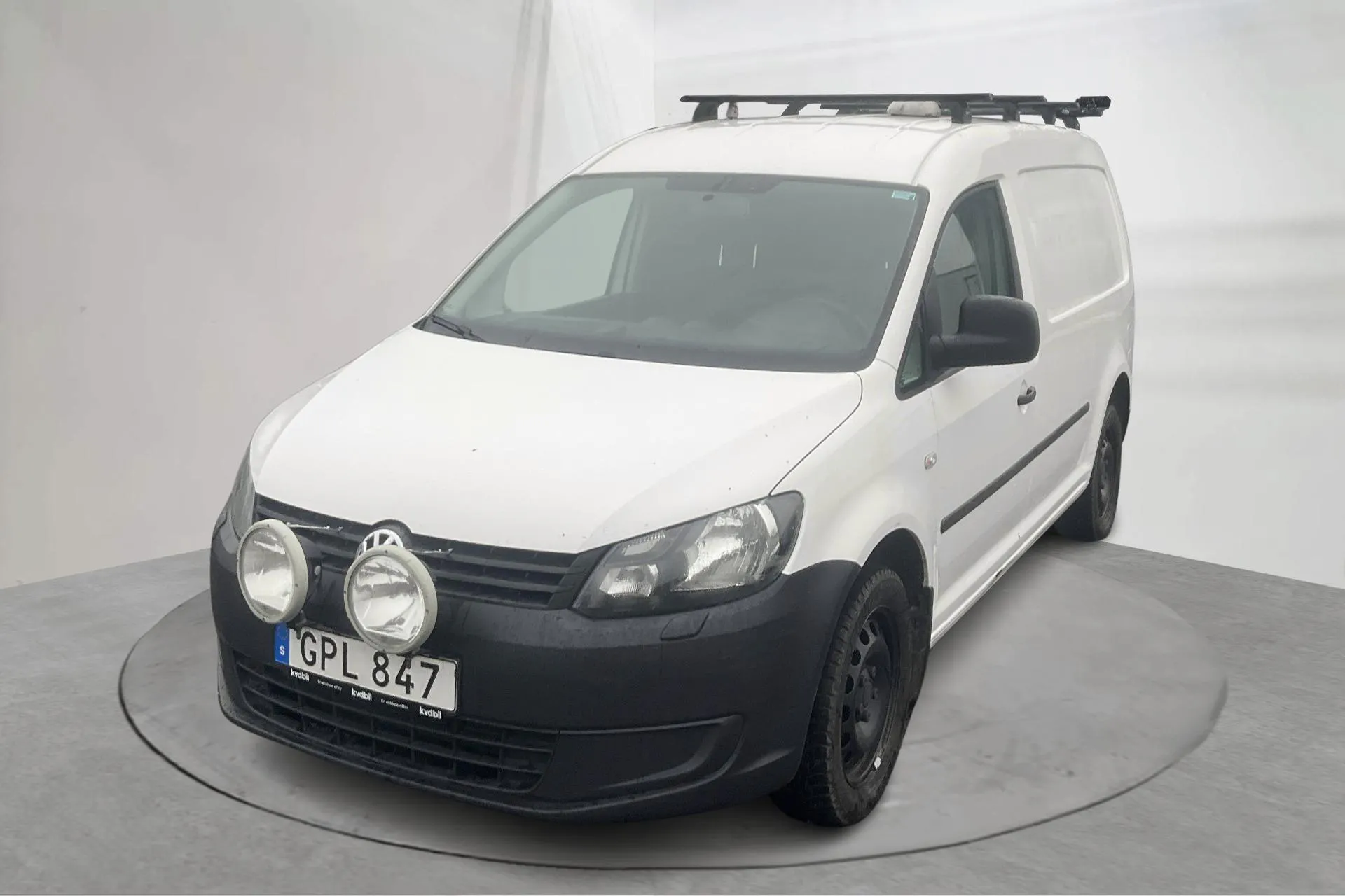 Presentationsfoto 1 av 12: VW Caddy 2.0 TDI Maxi Skåp 4-motion (110hk) - 21 563 mil - Manuell - vit - 2015