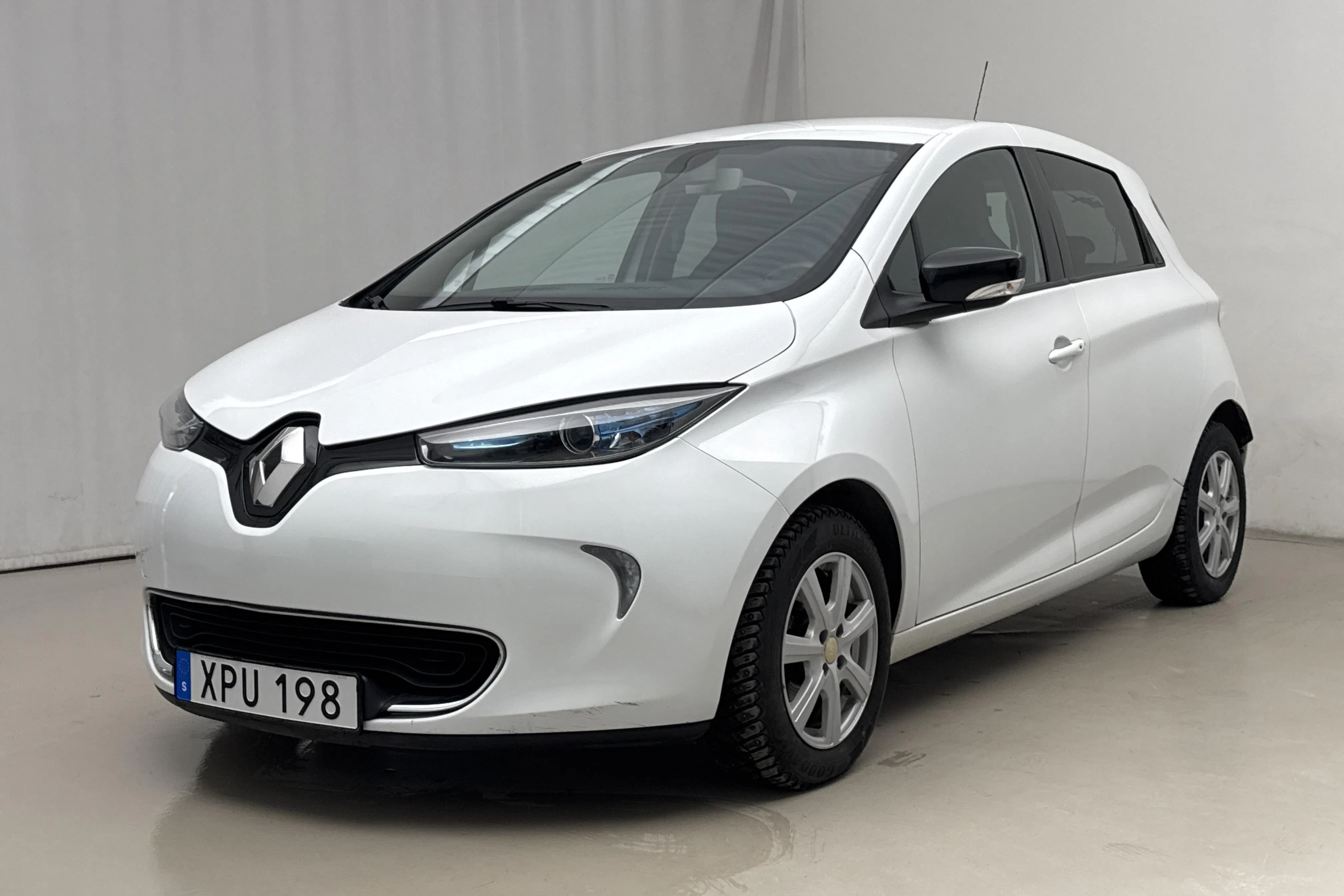 Presentationsfoto 1 av 21: Renault Zoe 41kWh R90 (92hk) - 5 147 mil - Automat - vit - 2018