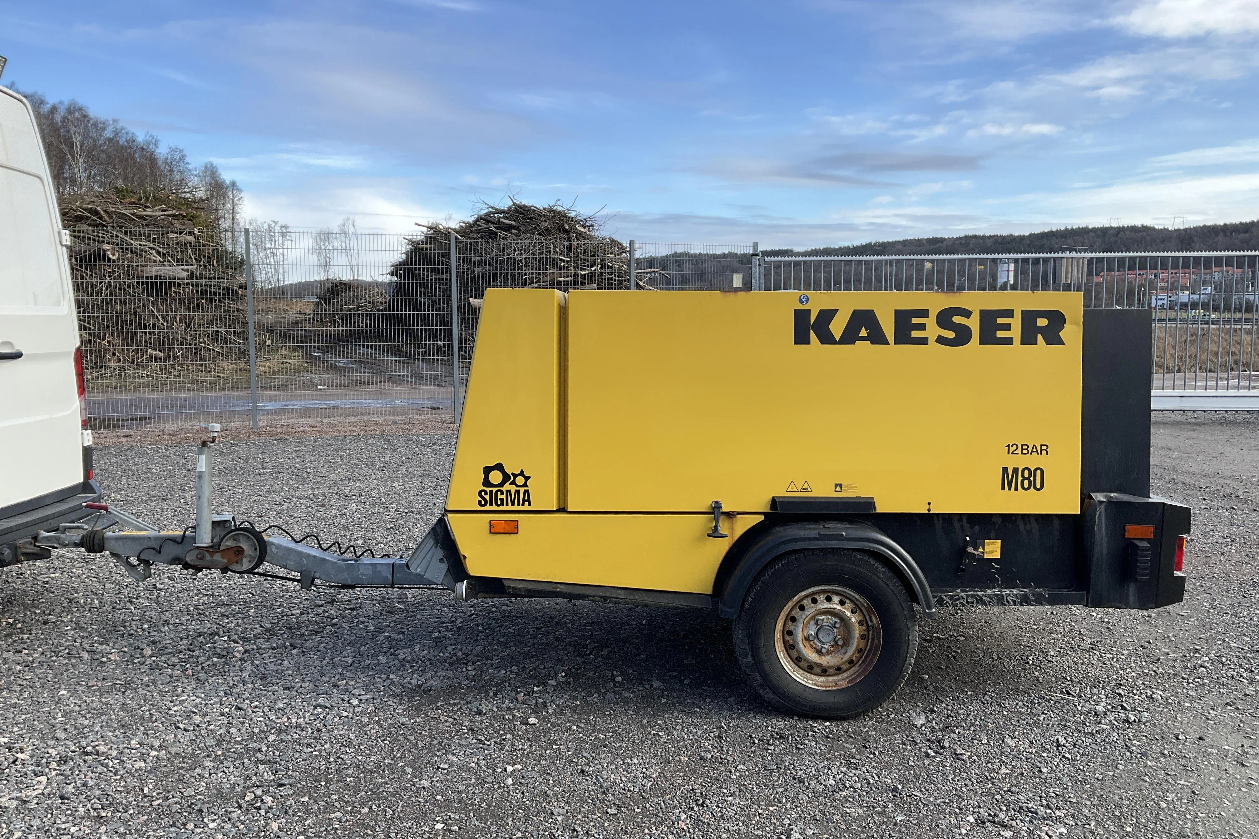 Presentationsfoto 2 av 25: KAESER KAESER - 0 km - gul - 2010