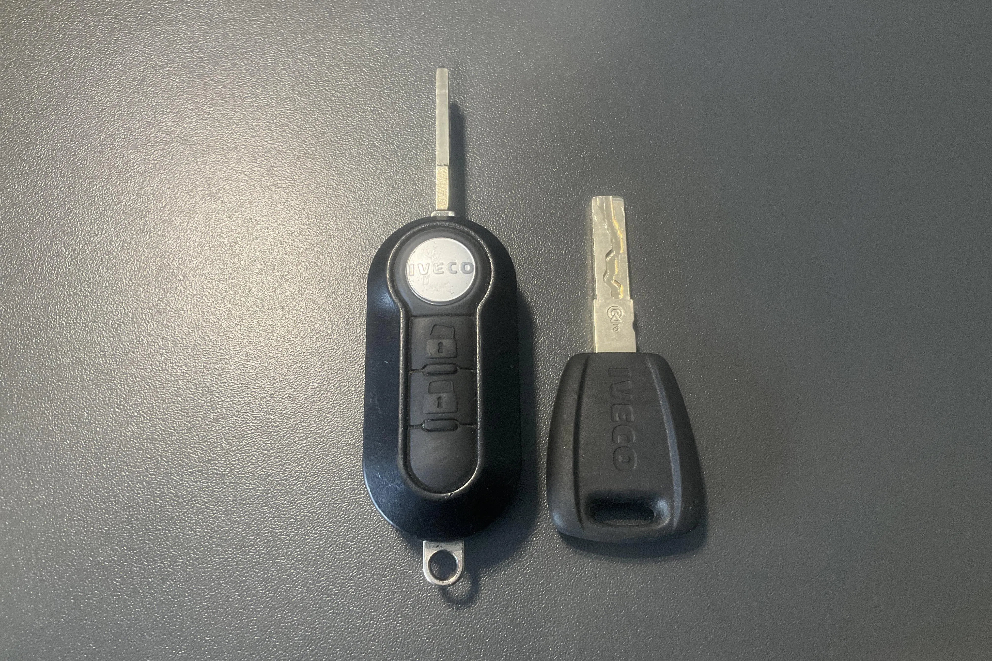 Presentationsfoto 15 av 15: Iveco Daily 35 2.3 (136hk) - 5 970 mil - Automat - vit - 2023