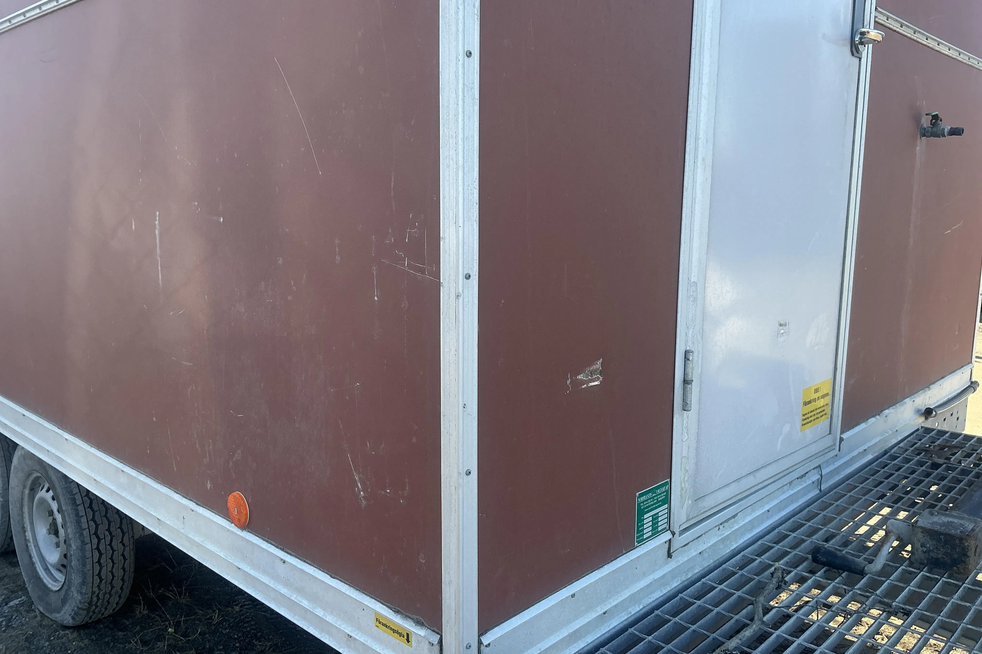 Presentationsfoto 25 av 25: Norrlandsvagnar Manskapsbod - 0 km - 2007