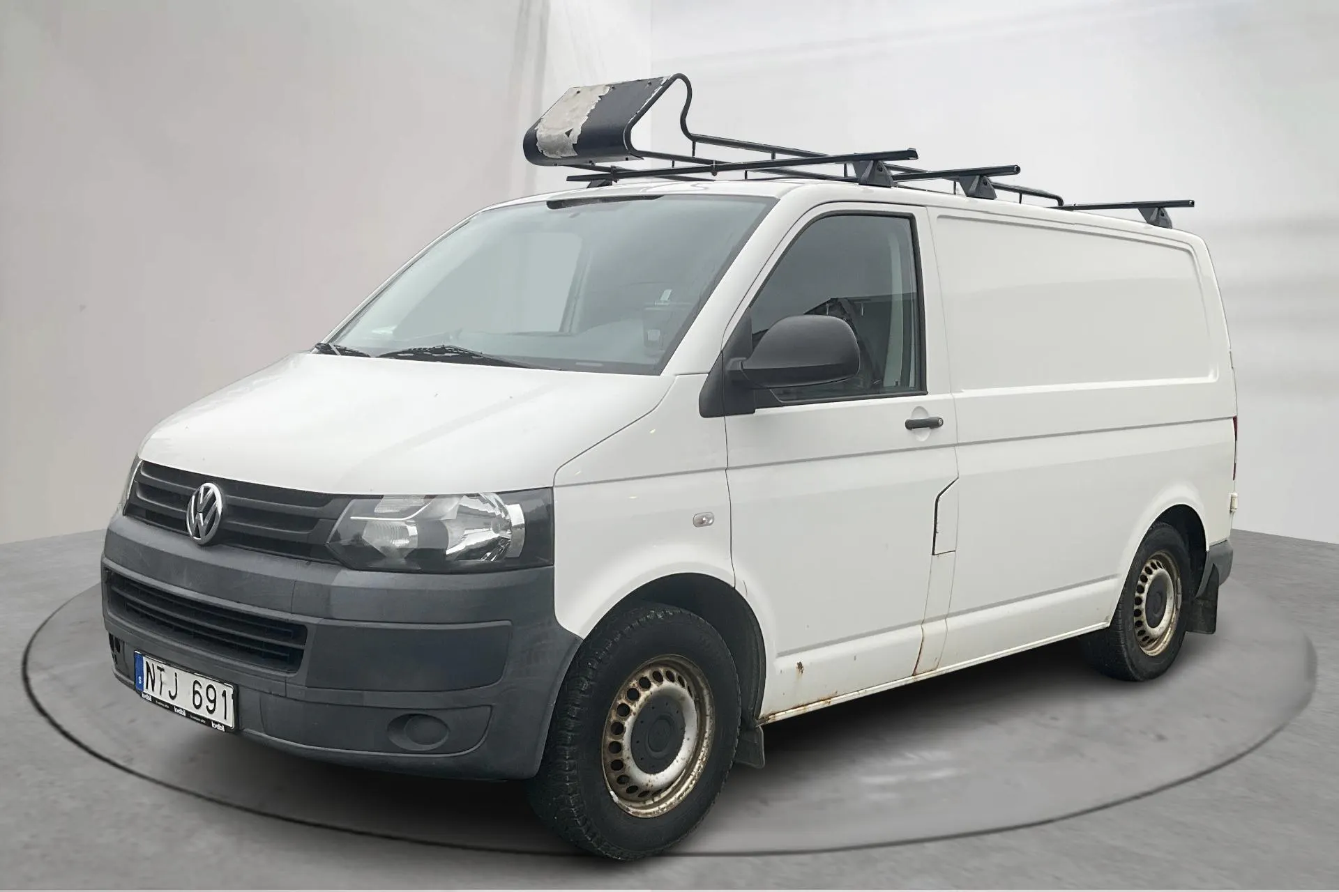 Presentation photo 1 of 12: VW Transporter T5 2.0 Ecofuel (115hk) - 117 970 km - Manual - white - 2011