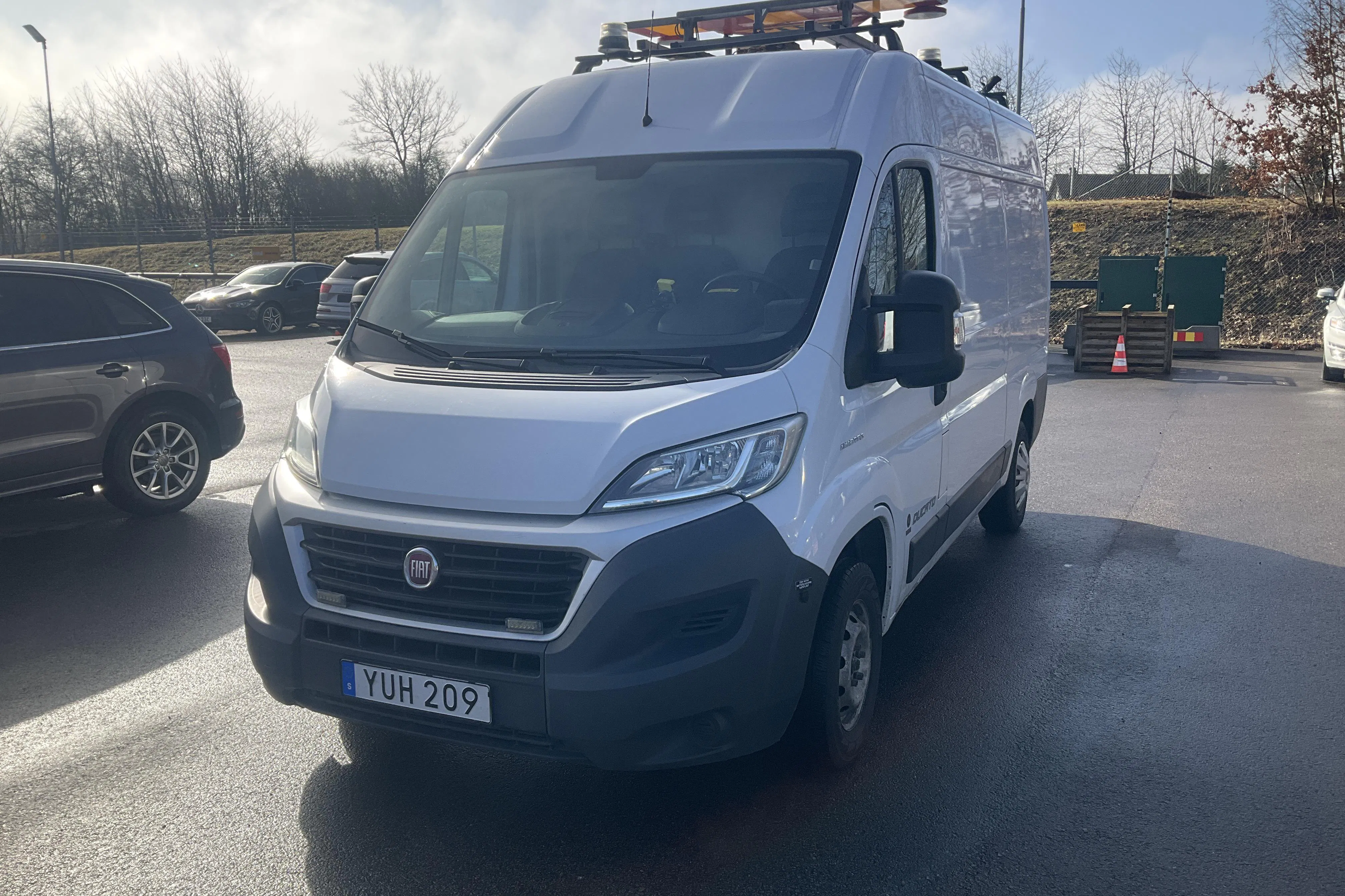 Presentation photo 1 of 16: Fiat Ducato 35 2.3 Multijet Skåp (130hk) - 165 070 km - Manual - white - 2018