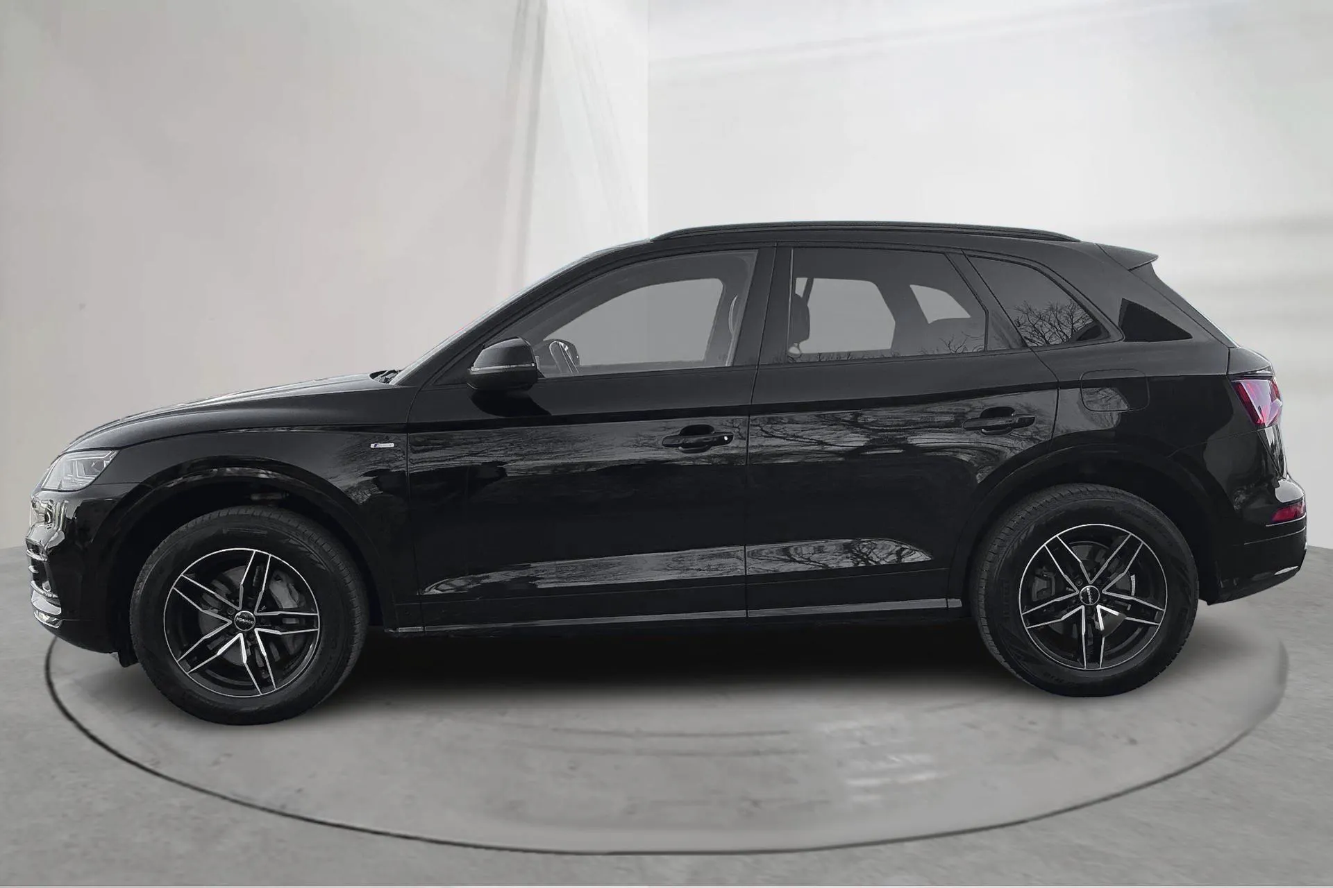 Presentation photo 2 of 16: Audi Q5 55 TFSI e quattro (367hk) - 96 040 km - Automatic - black - 2020