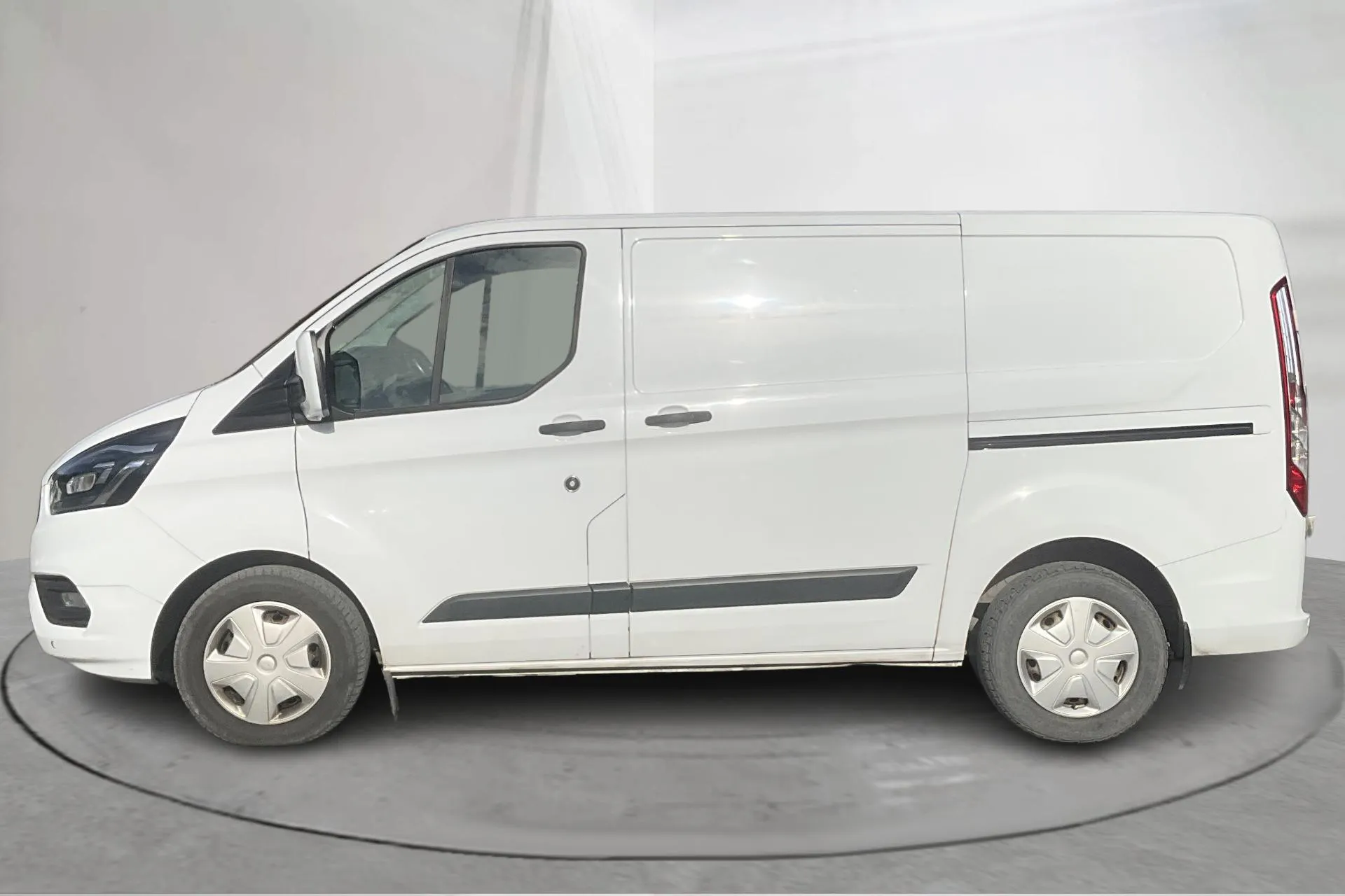 Presentation photo 2 of 14: Ford Transit Custom 280 (130hk) - 85 500 km - Automatic - white - 2020