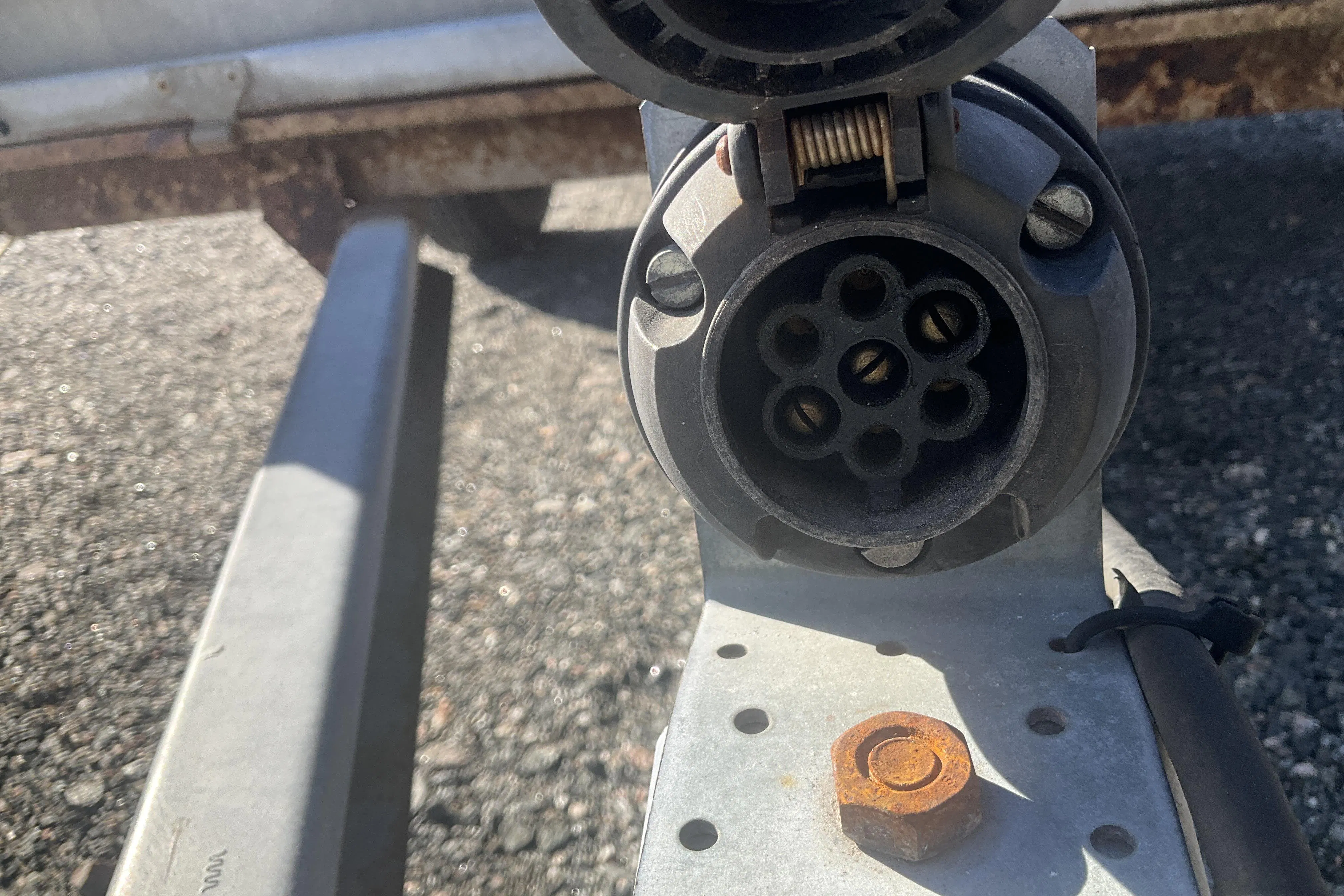 Presentationsfoto 9 av 9: Brenderup 73 E Släpvagn - 0 km - grå - 1995