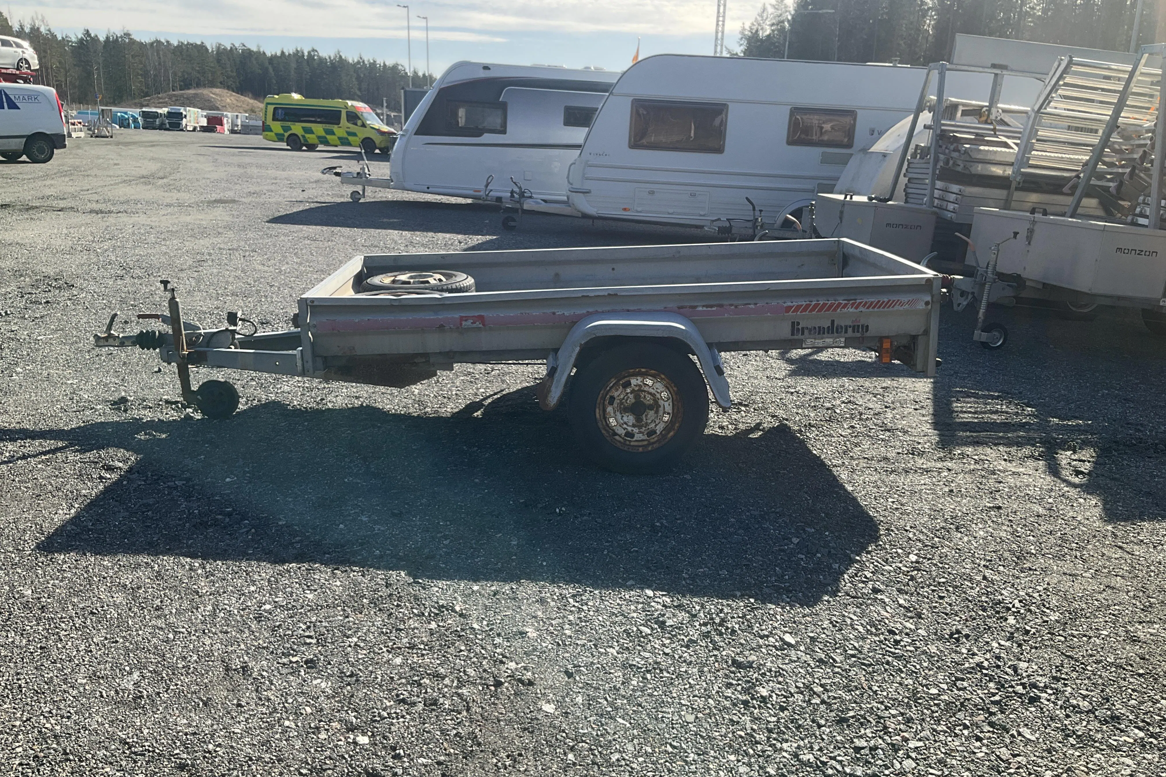 Presentationsfoto 2 av 9: Brenderup 73 E Släpvagn - 0 km - grå - 1995